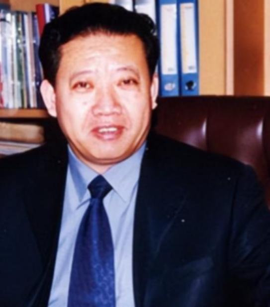 2018年，葵花药业董事长关彦斌与女秘书生下孩子，原配张晓兰得知后，放弃16亿财