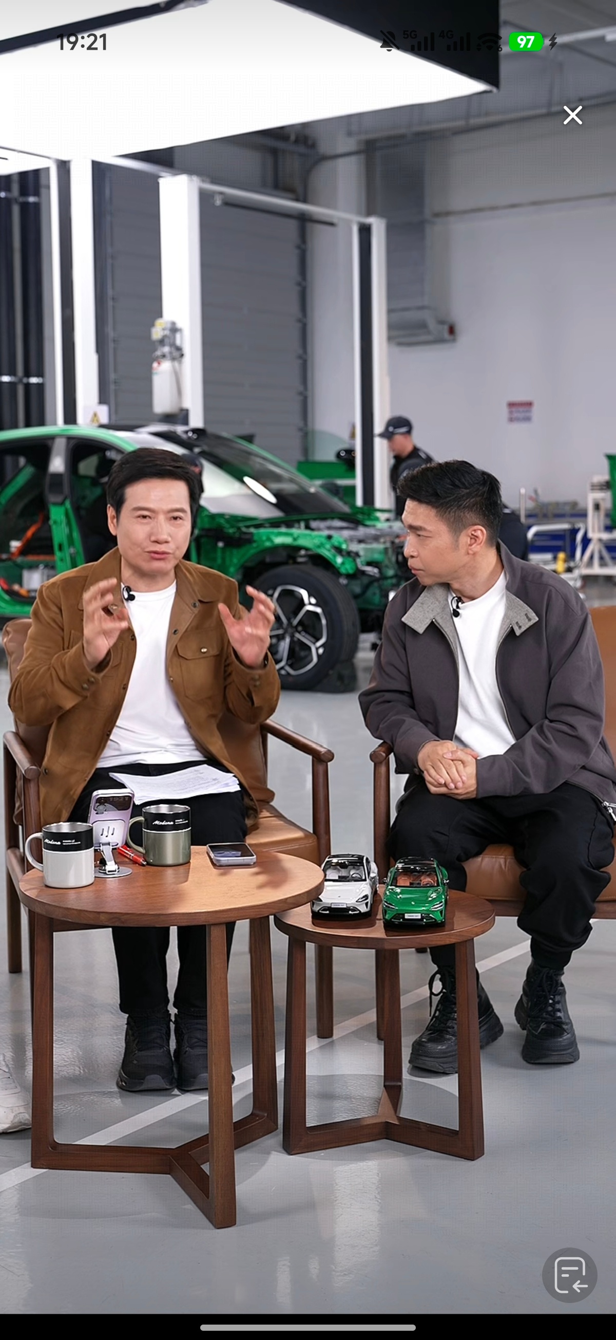 雷军直播雷军现场直播拆小米YU7 厂商现场直播拆车，印象中我还真是第一次看，说明