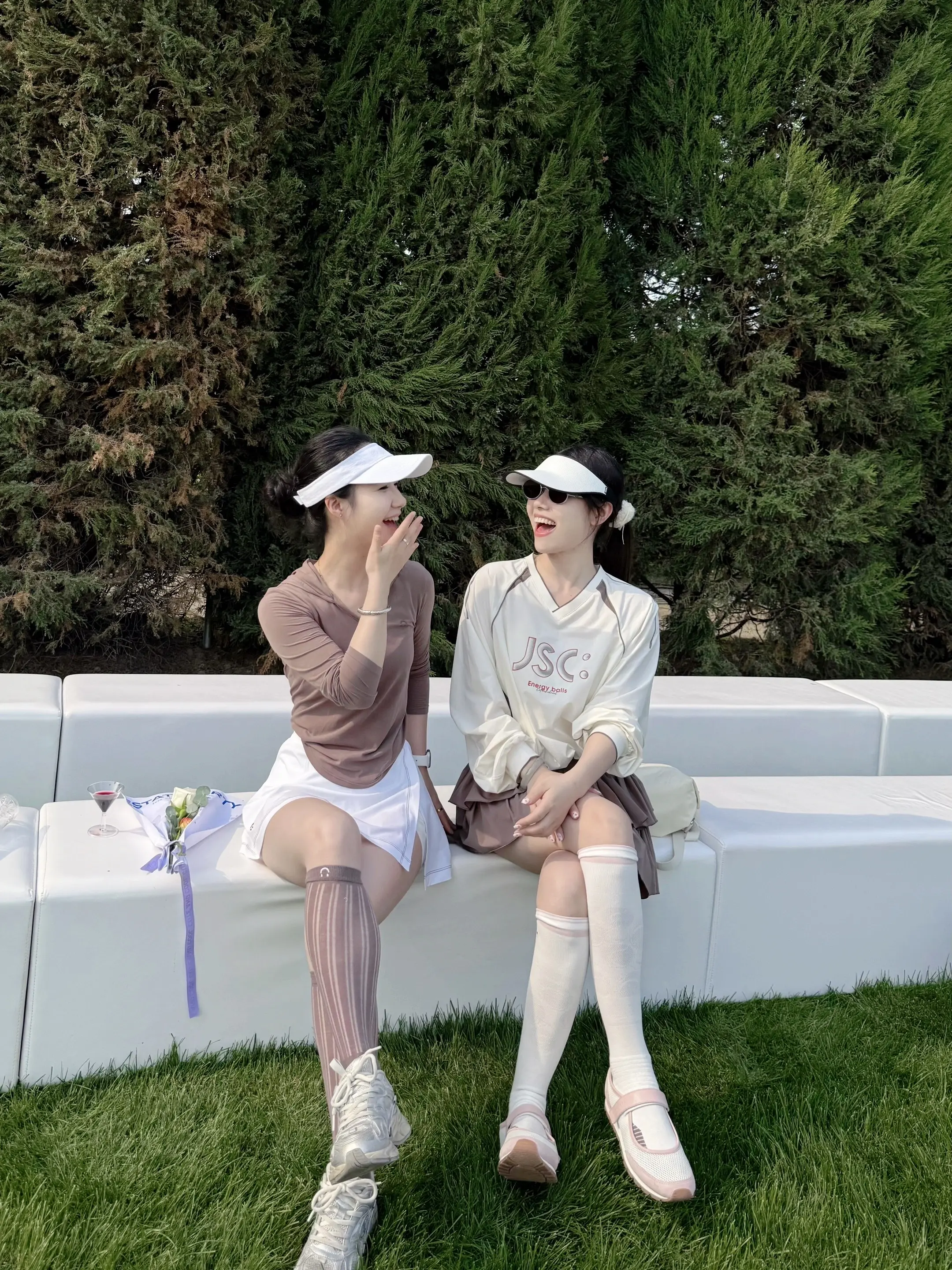 看美女的一天 好开心