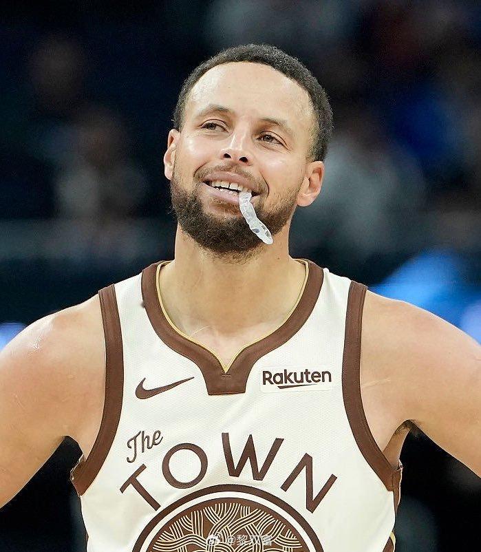 加内特称库里是这个时代最伟大的球星：“我已经说过无数遍了，我认为我们现在正处于库