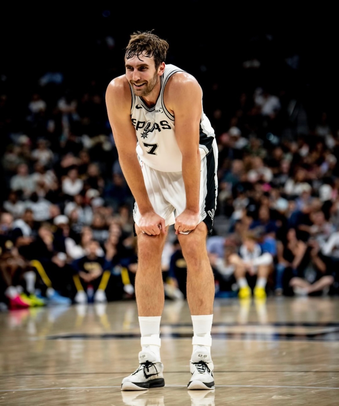 任何收获都不是巧合，而是日复一日的付出，今日的积累，终会成就明日的你。晚安刺蜜明