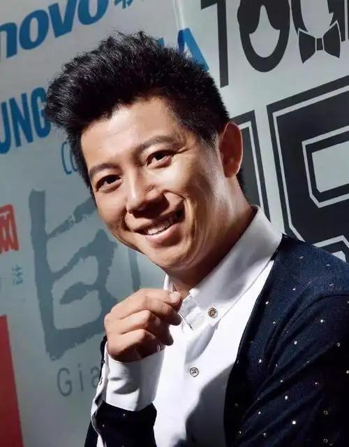 【胡海泉对人生的感悟】
        胡海泉对人生的感悟，藏在他的音乐和舞台态