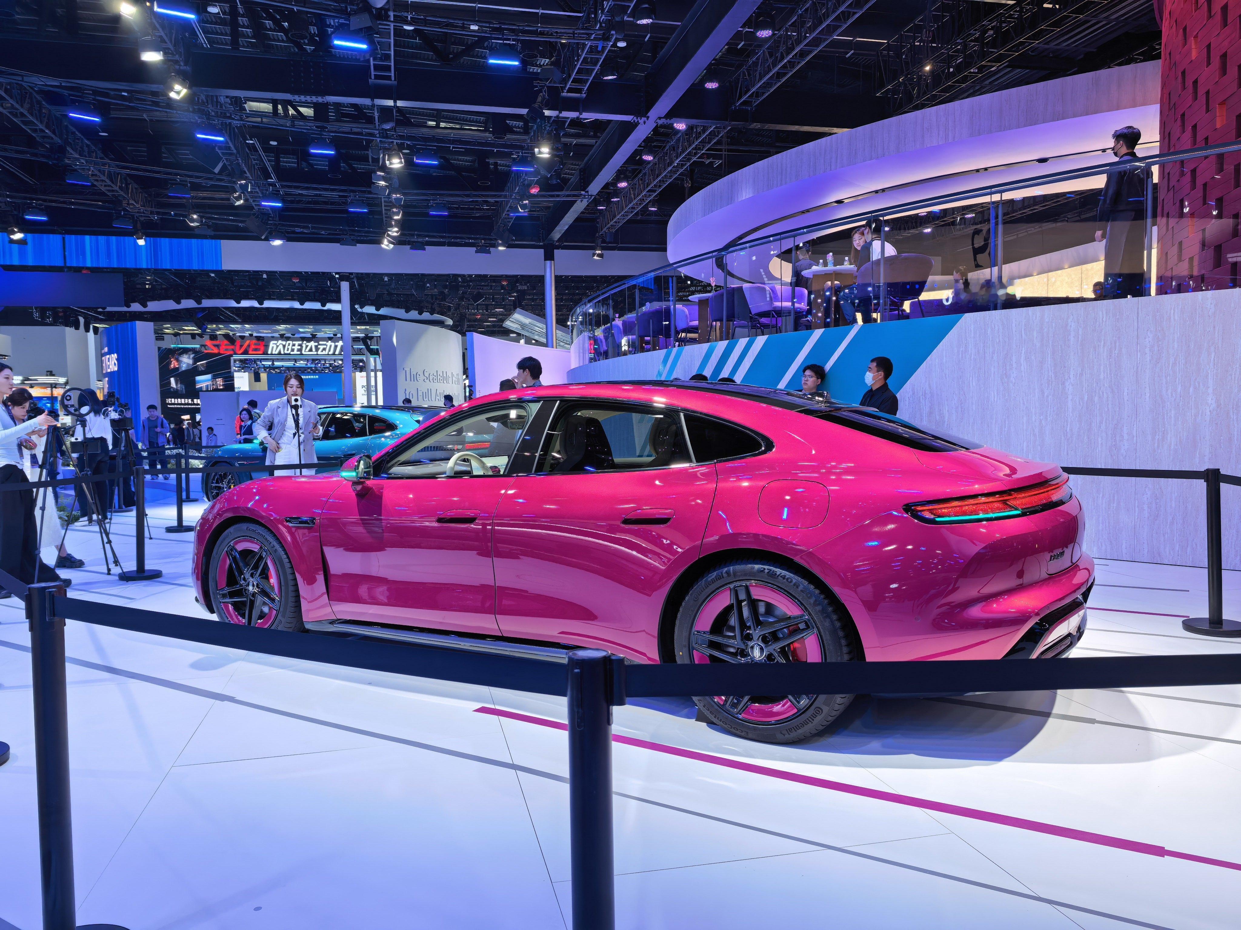 2026北京车展 上，鸿蒙智行赢麻了，五界齐聚，问界M6 M9 智界V9 还有尚