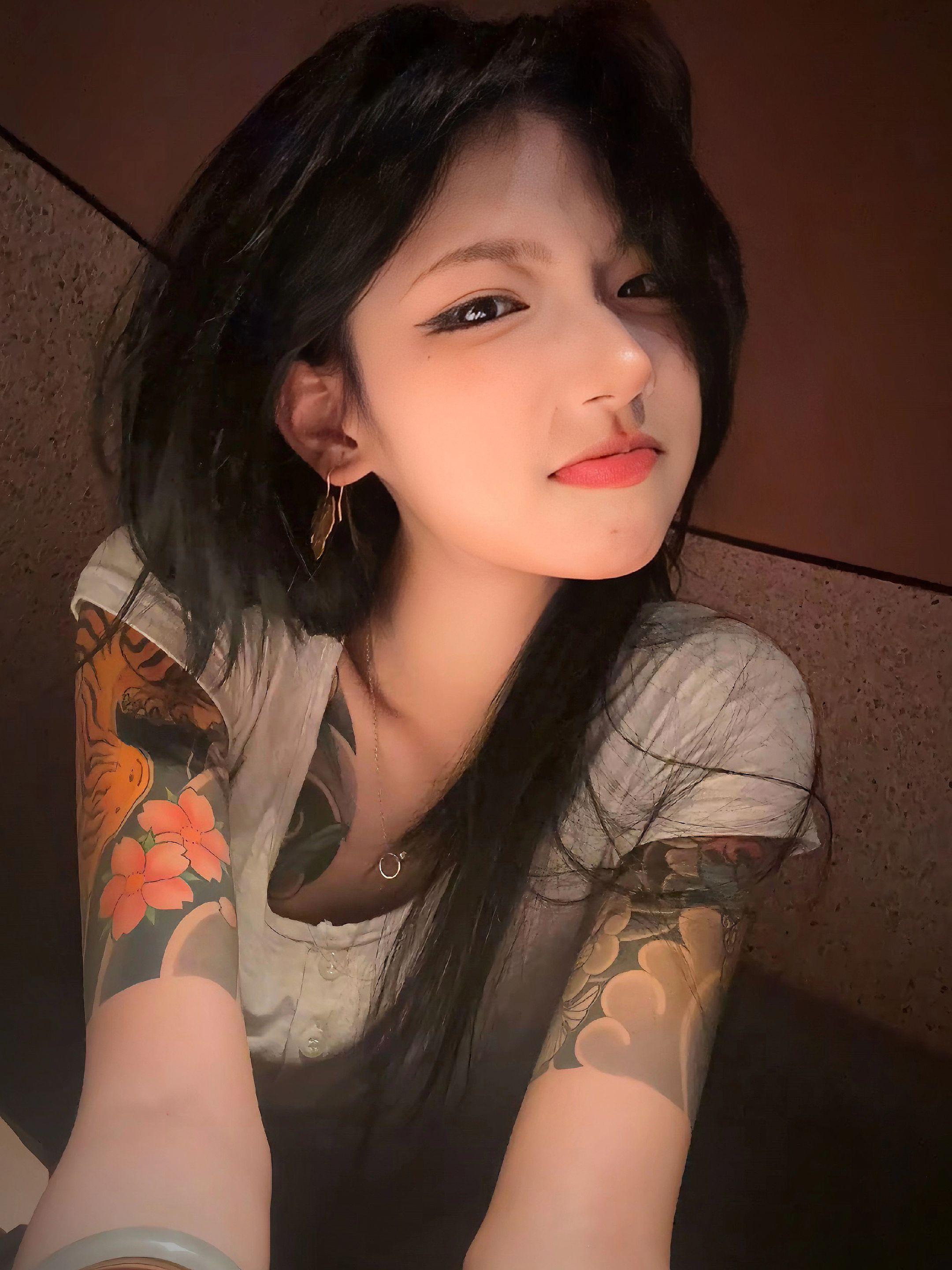我也有个花臂梦 奈何家父略懂拳脚.