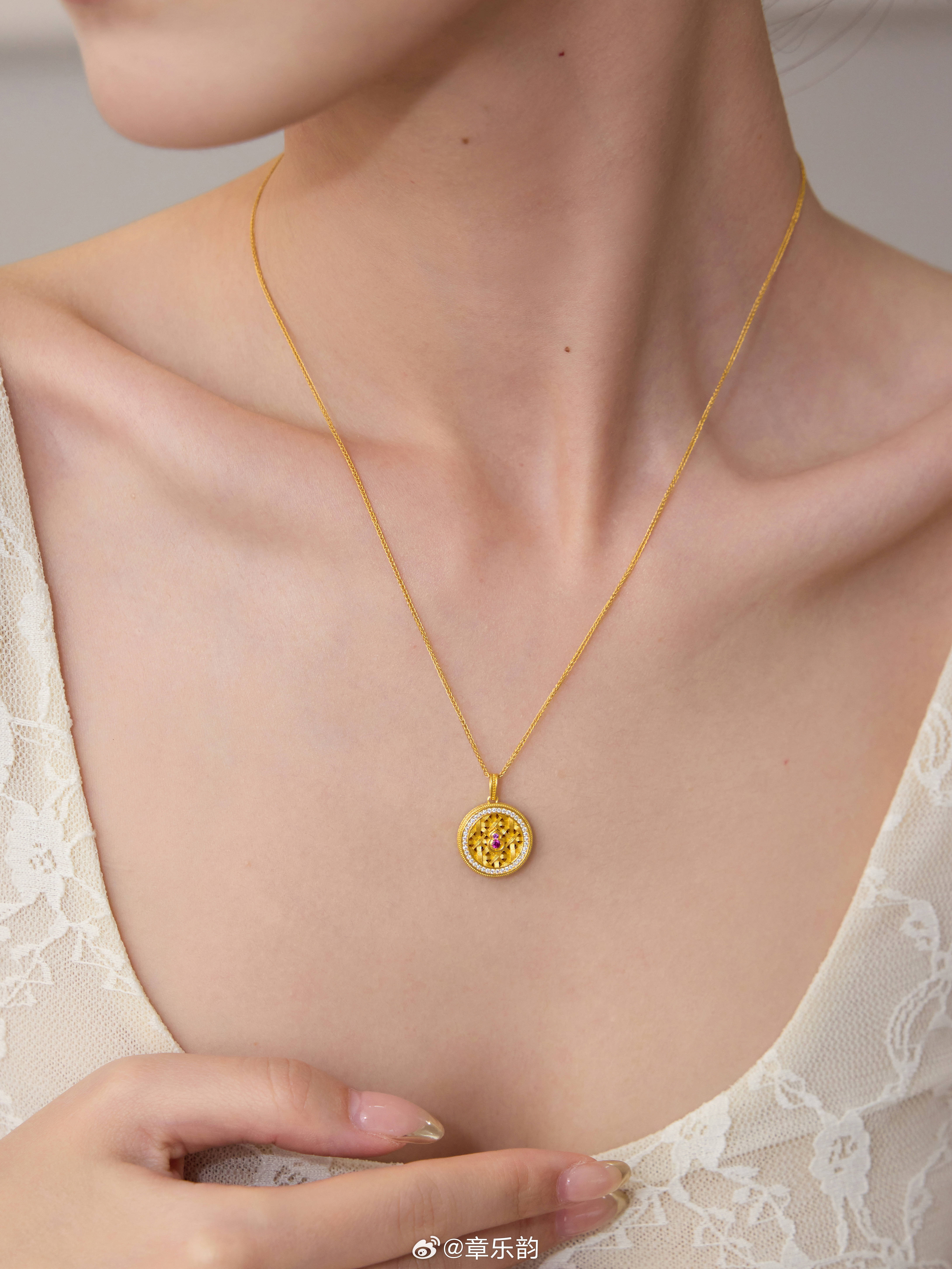 30+的底气✨是给自己的“好运金”38节快到了是时候好好犒劳一下自己30+女生的