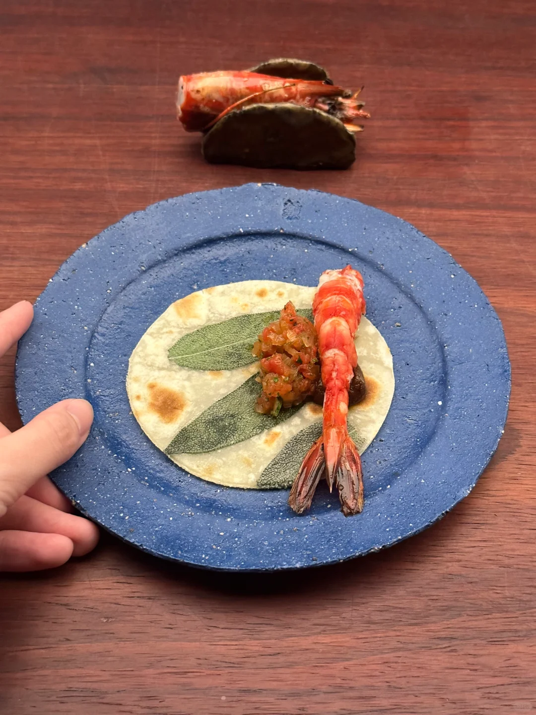 和朋友一起吃饭但各吃各的 感觉好棒啊