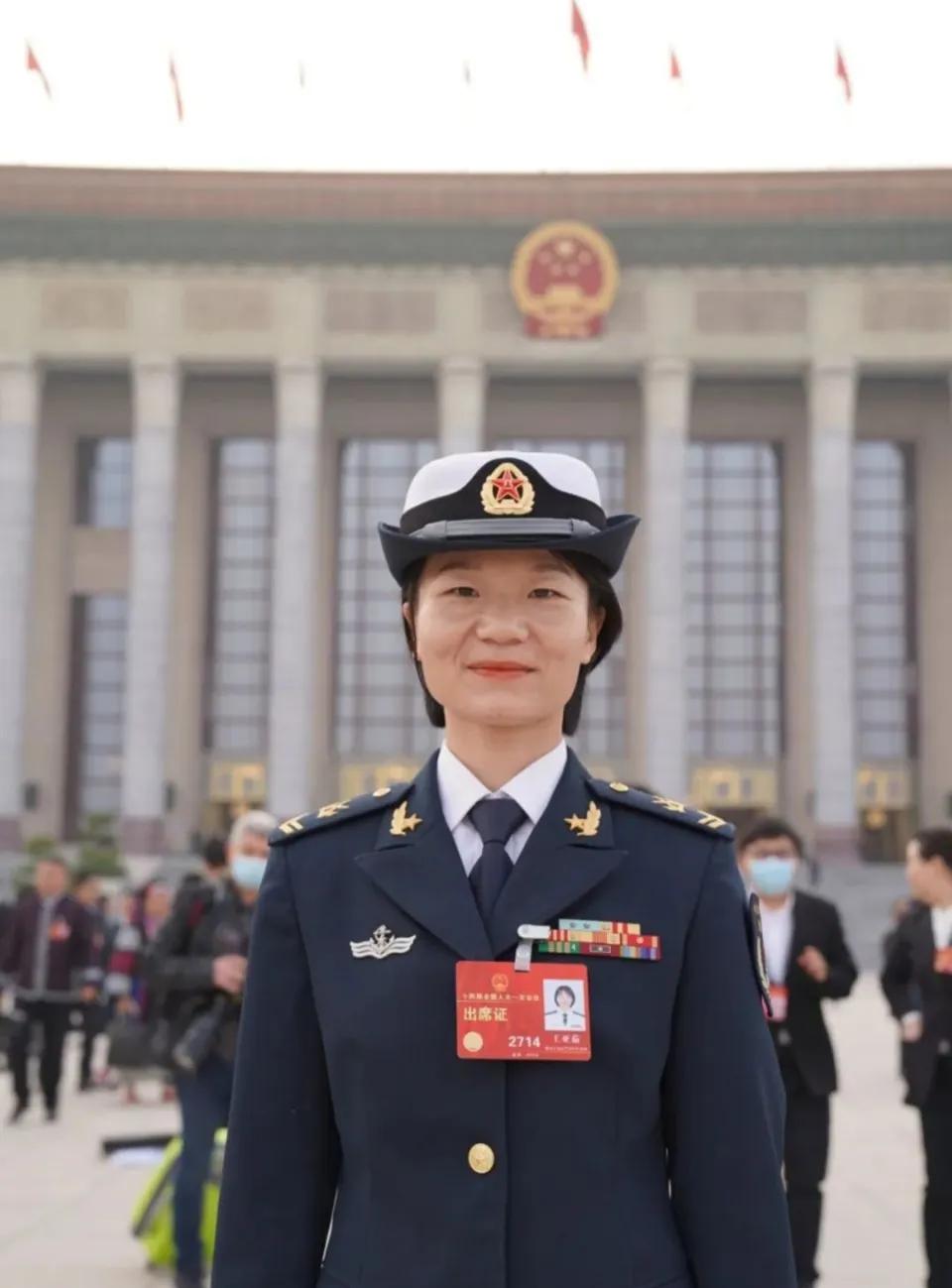 海军陆战队员——王亚茹
她是周口人，海军某部班长，二级上士，荣立二等功一次。
齐