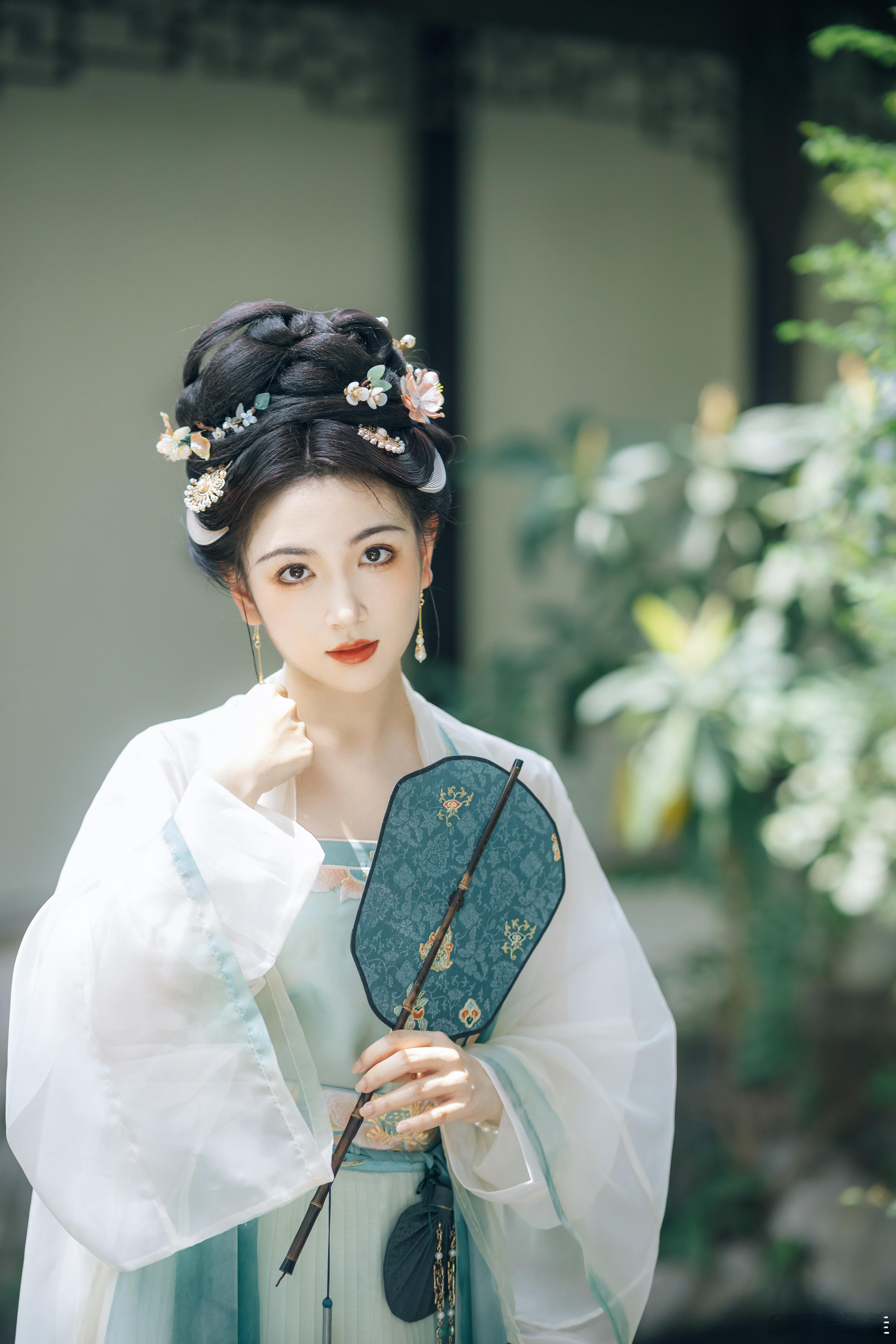 代露娃 ​​​