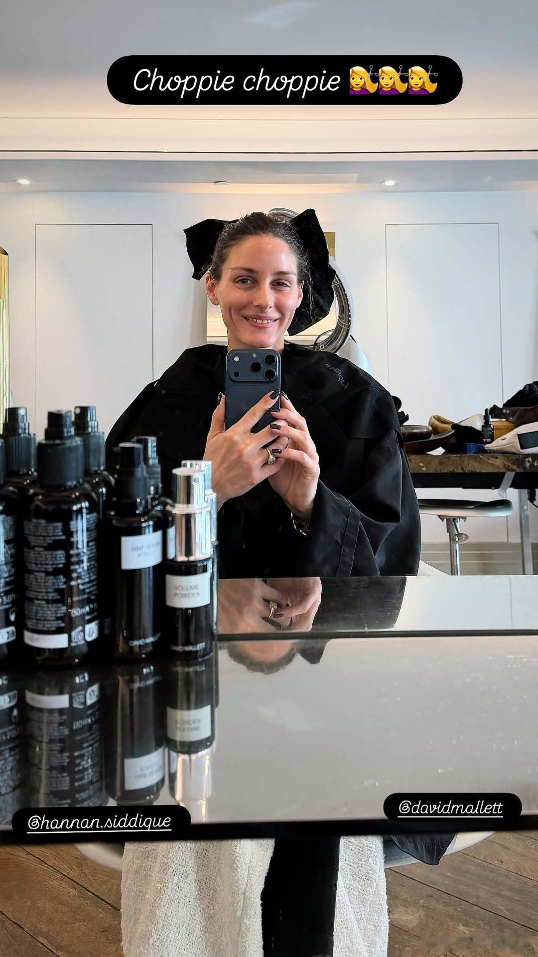 Olivia Palermo奥利维亚巴勒莫晒她新换的发型，一个更有层次感的中长发