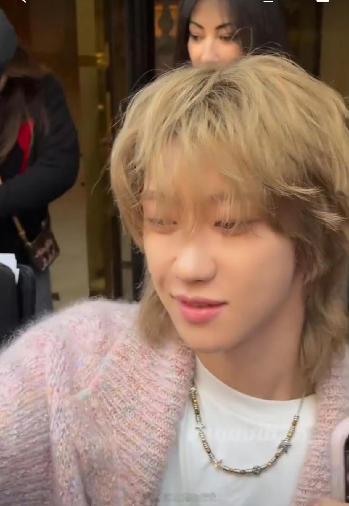 徐明浩说签完你的签你的徐明浩做签名主理人 此男心思被猜中就这样 