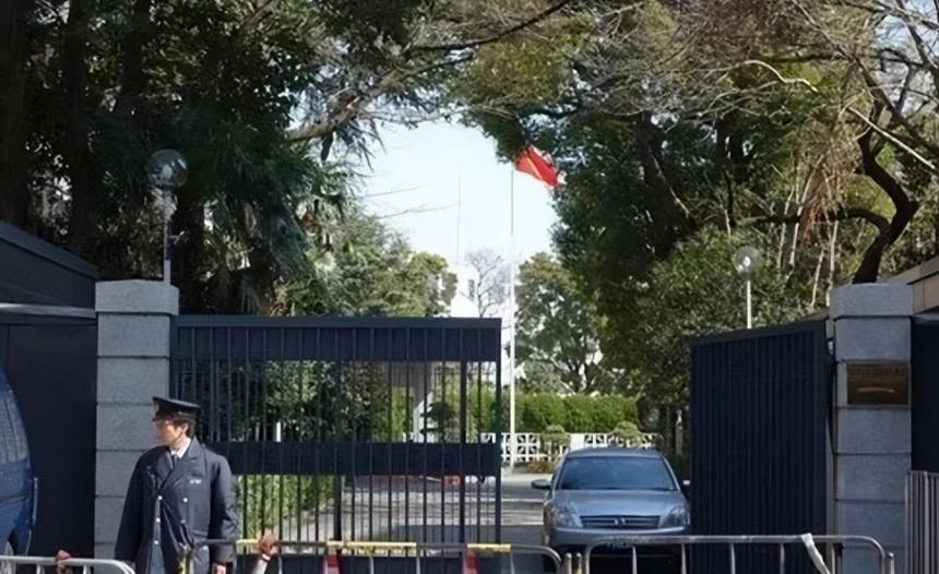 震惊！ 扬言：灭掉所有在日中国人 

4月16日，中国驻日本大使馆举行新闻发布会