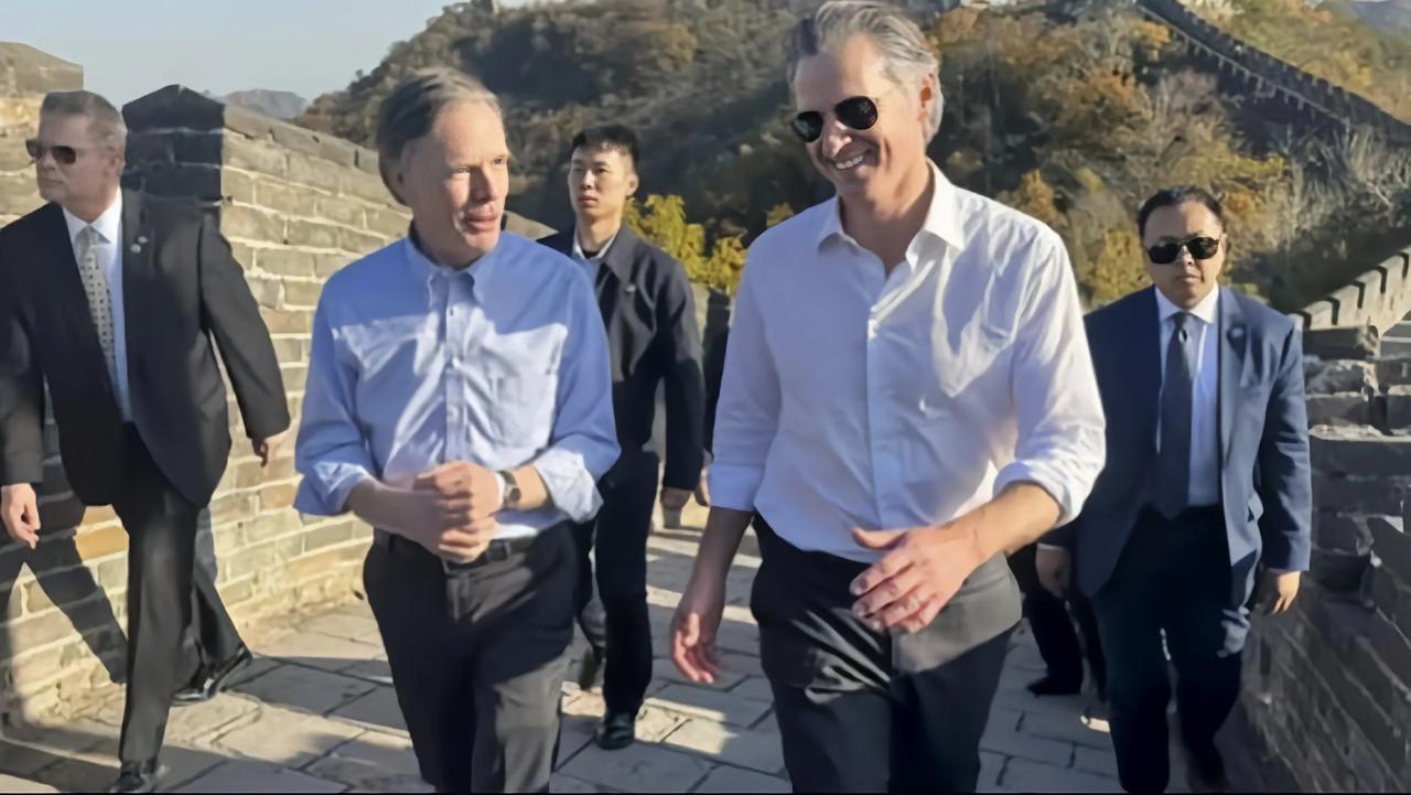 外媒惊讶！加州州长访华，为何享受如此高规格待遇？
美国加利福尼亚州州长纽森将访问