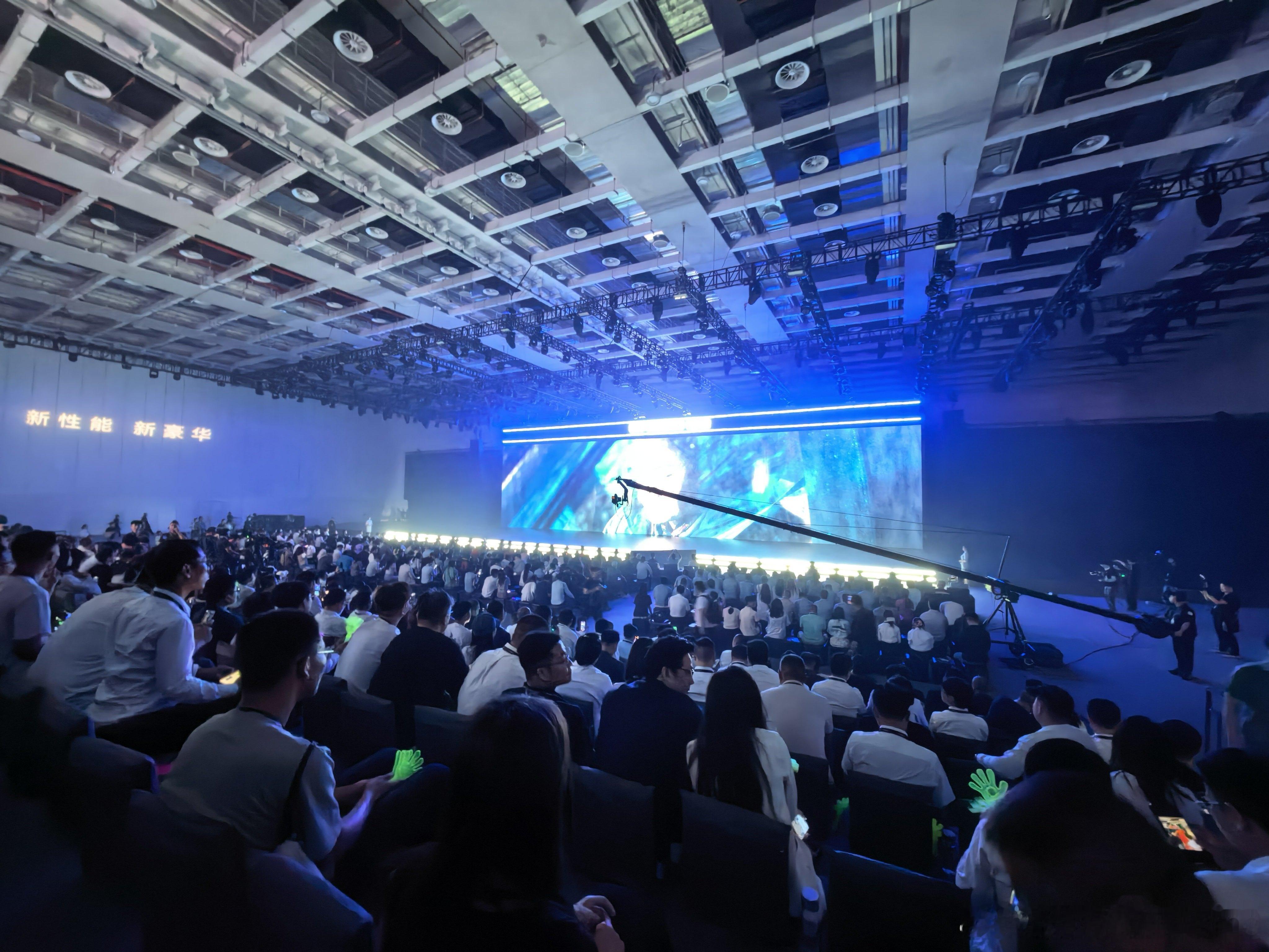 来看看星途EX7星途ex7即将上市