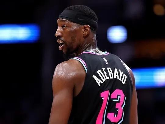 毫无状态！83分先生仅仅得到7分！

随着热火客场25分惨败猛龙，被猛龙耻辱3杀