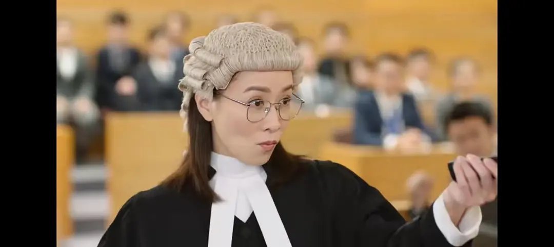 佘诗曼现在的演技还不如早年的自己，甚至比不上钟嘉欣、徐子珊她们的巅峰期，真的太油