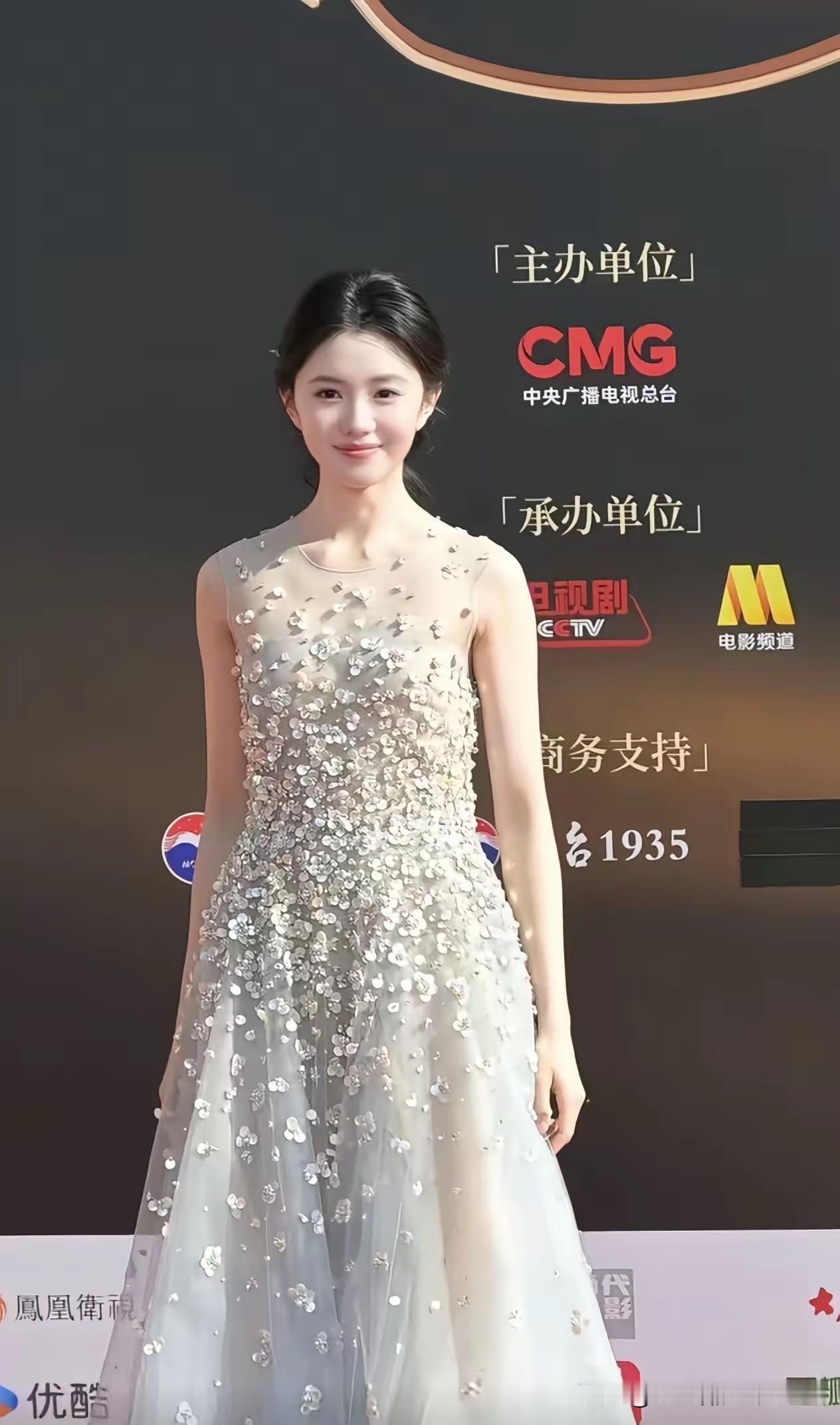 刘浩存如一缕清泉
真的被刘浩存
​​​​​​​​刘浩存，在2026年3月20日的