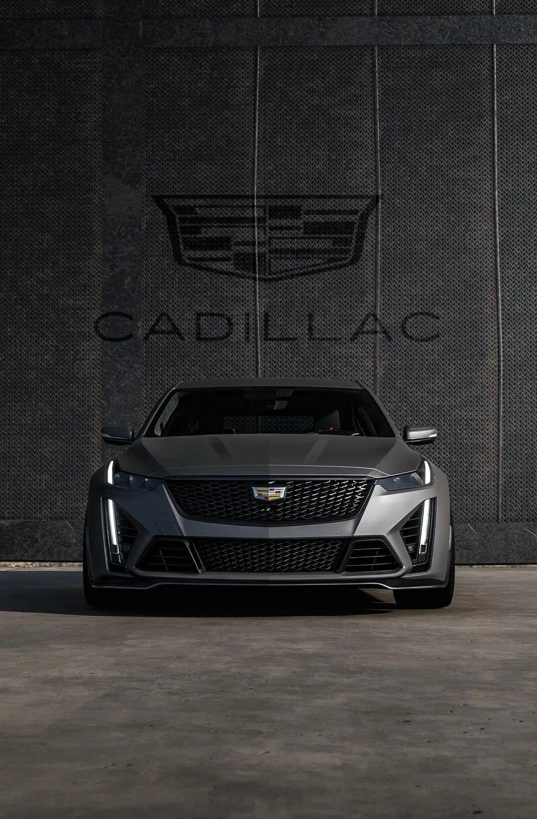 每日一台车｜宁可生活吃点苦 也要买辆CT5凯迪拉克CT5是一款特点非常鲜明的运动