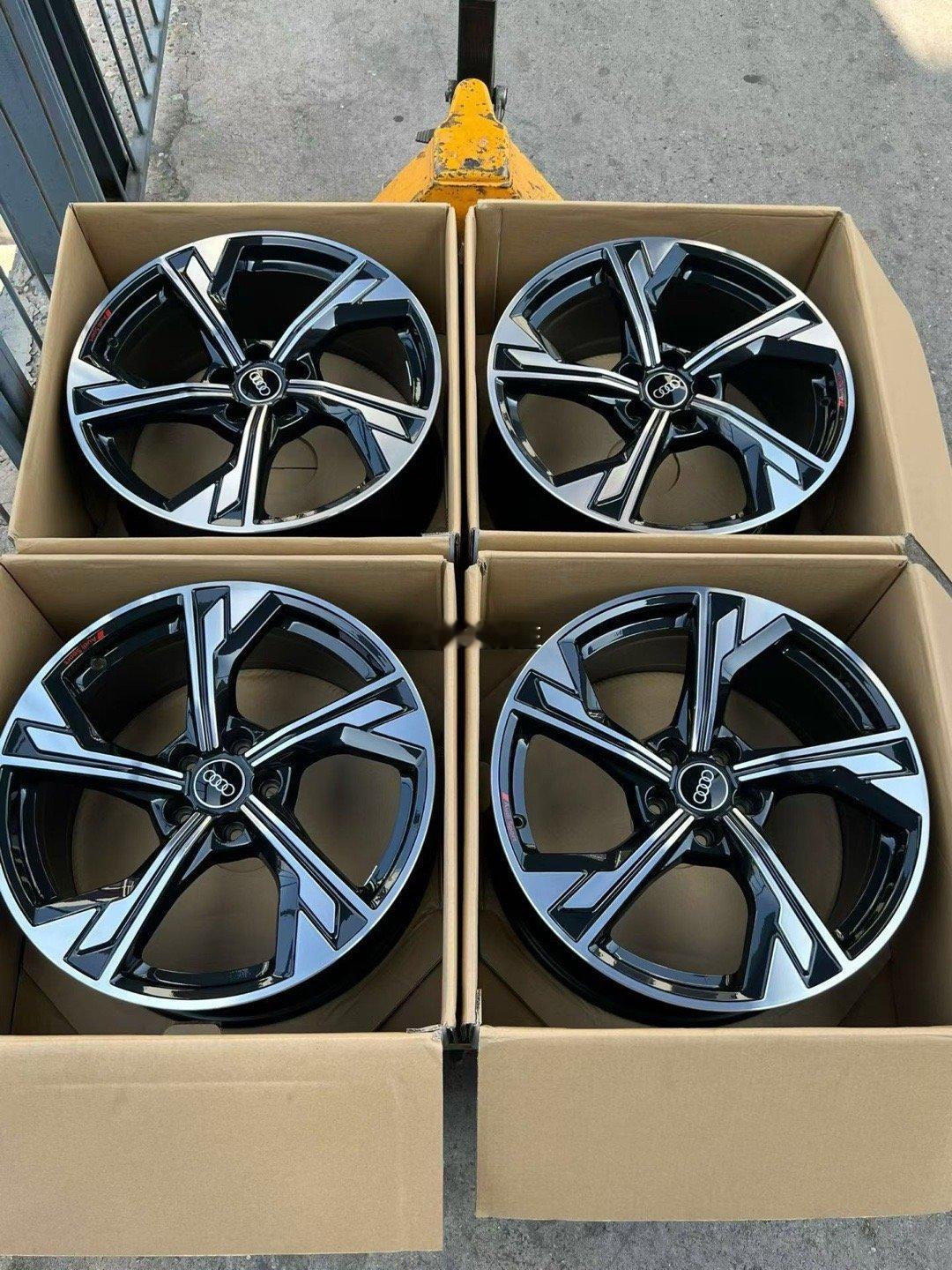 奥迪S4选装款19寸轮毂一套，新车落地拆！极品成色！Audi Sport红标，有