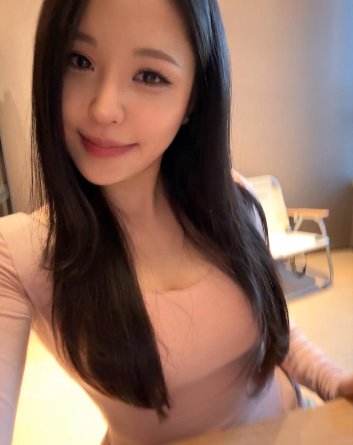 像不像妹妹哈哈