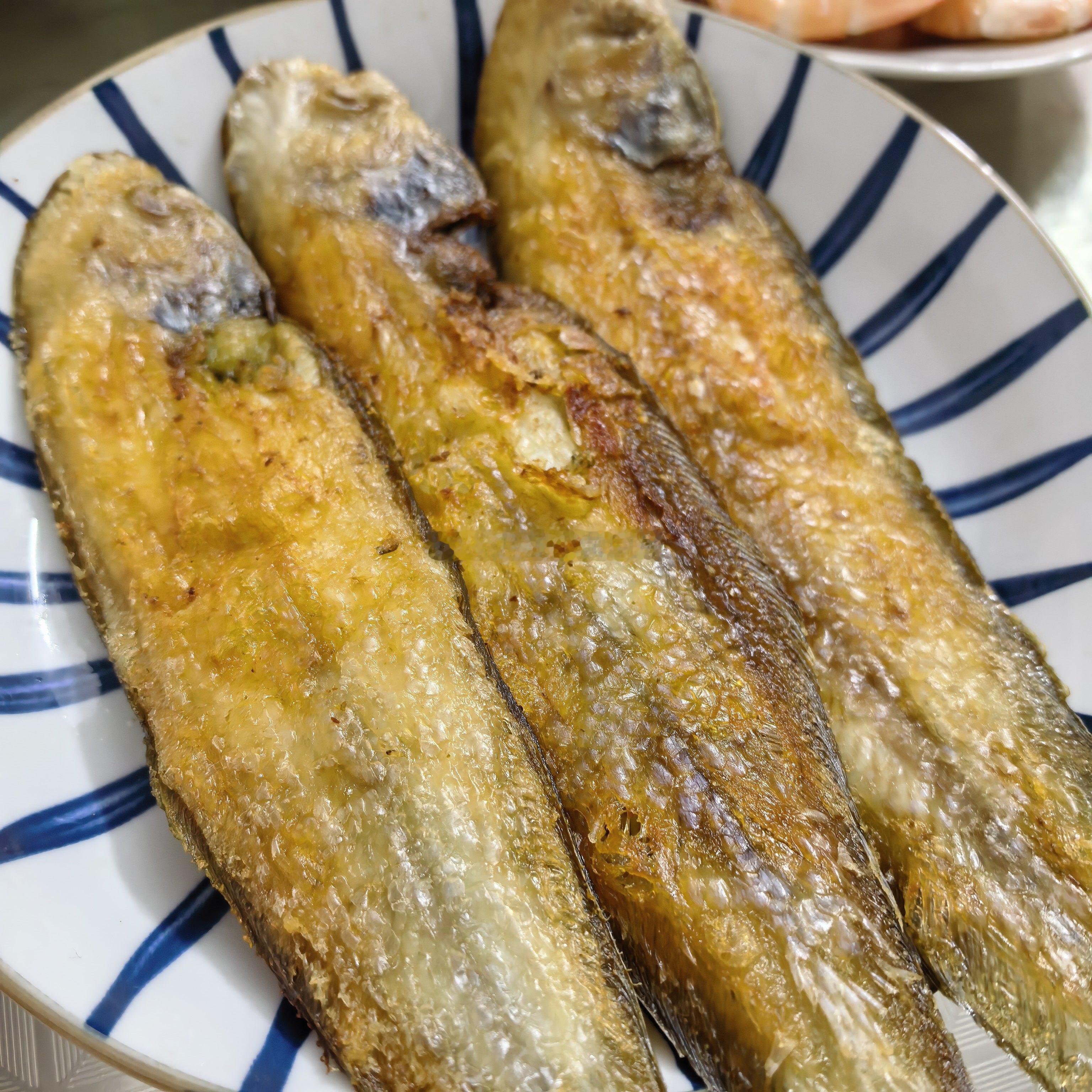 来湛江除了吃海鲜，喜欢吃莲藕的一定要去湛江乾塘市场买莲藕，太粉太好吃了👍  ​