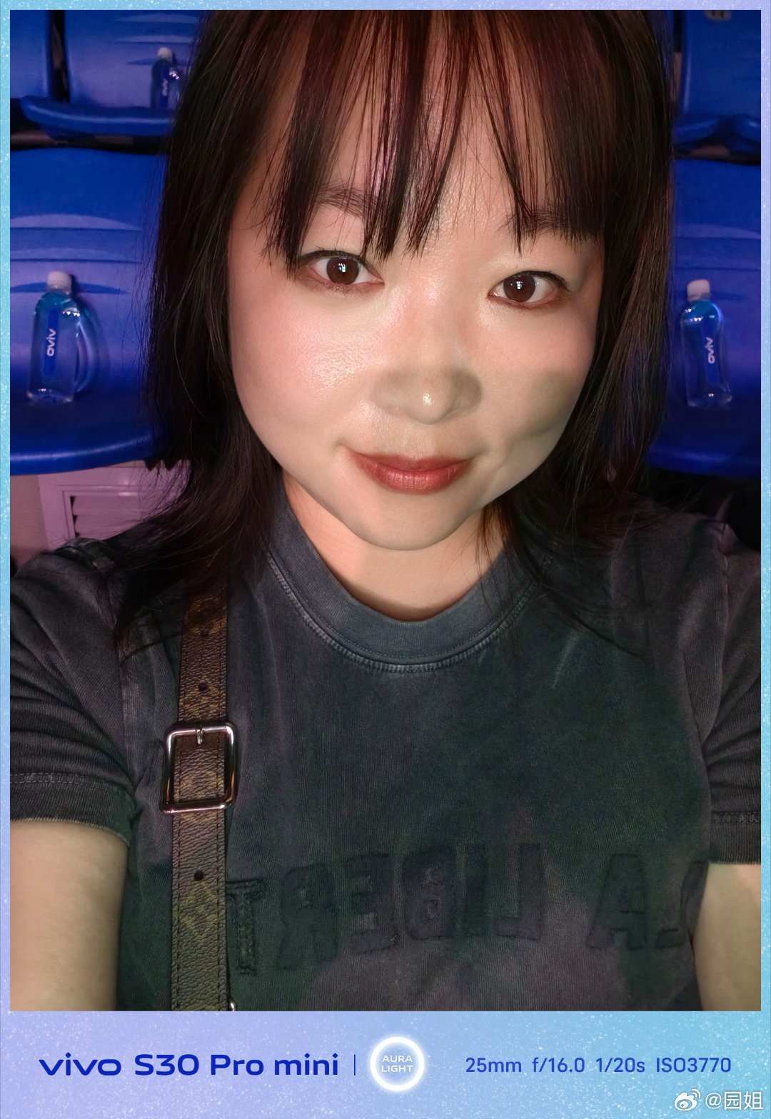 今天大小园姐一起陪你们看vivo 新品发布会[爱你] ​​​
