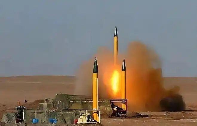 伊朗对美以关键目标进行精准打击，大快人心！

据央视新闻报道：伊朗国家电视台宣布