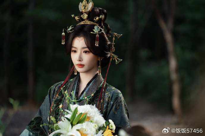 孔雪儿去哪儿进修的演技白切黑的戏份最考验演员功底，孔雪儿完美拿捏两种状态的平衡点