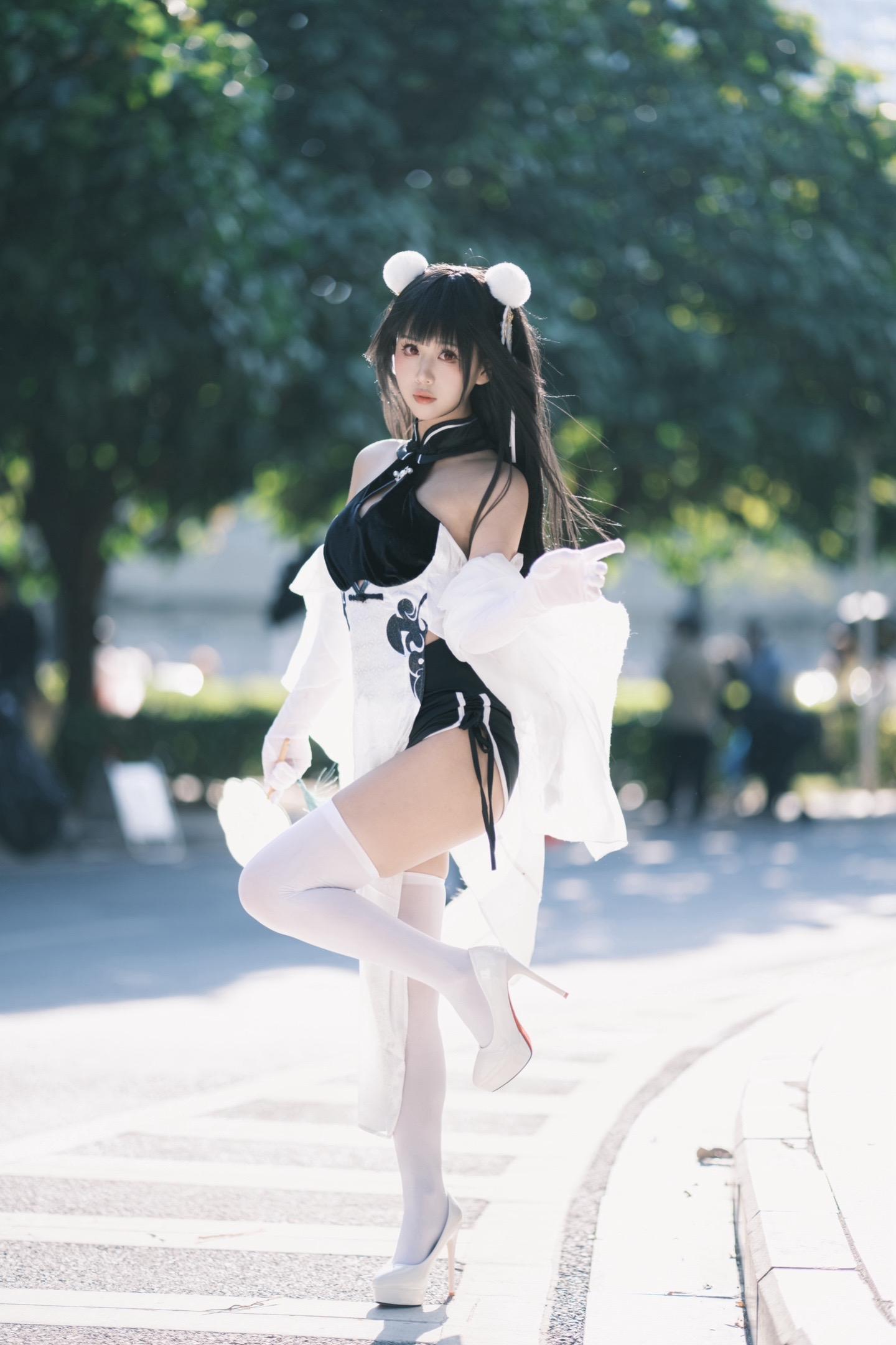 艳书美玉。逆光白丝！