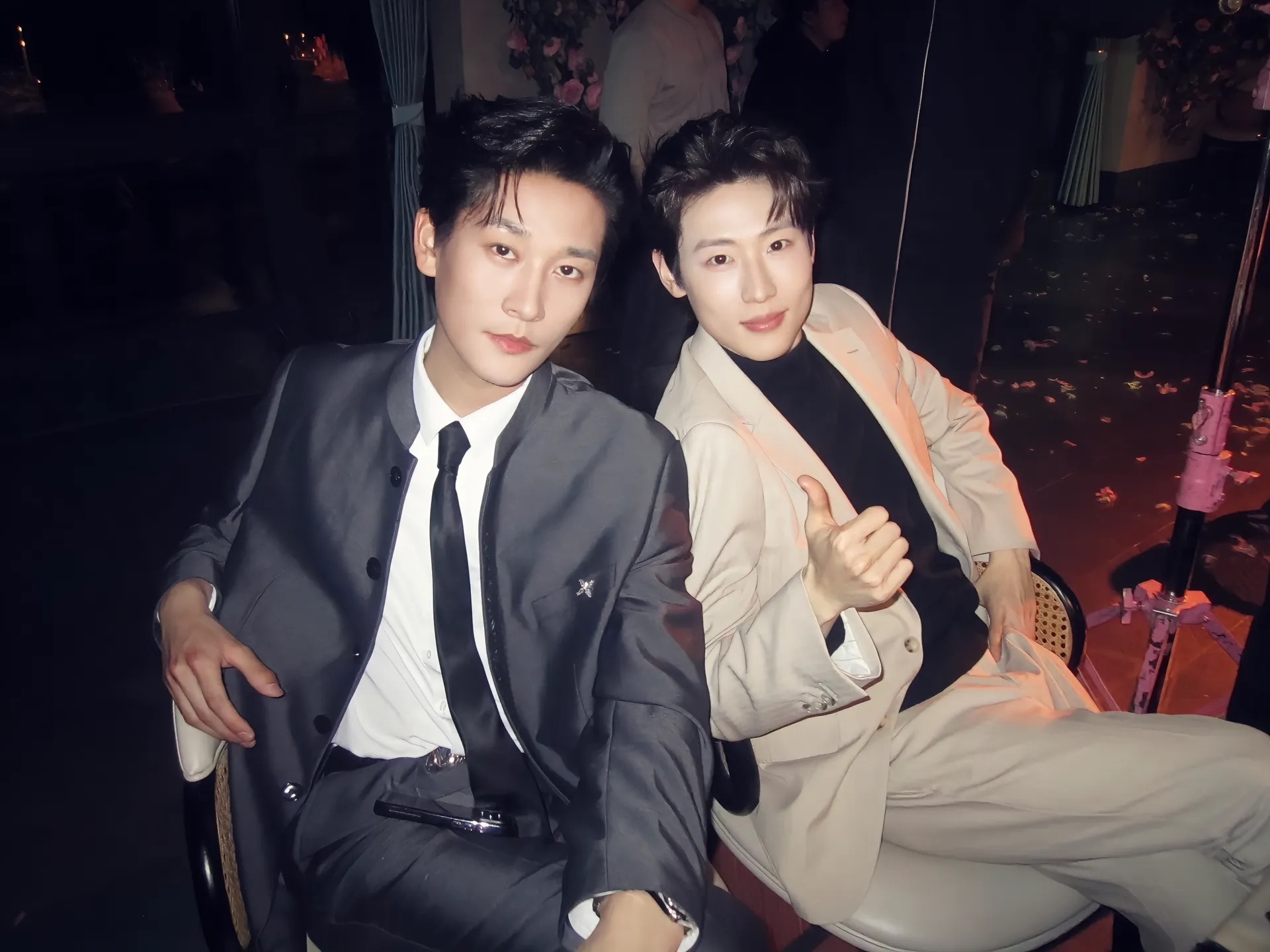 谁赢了！ 来睡前pick一下！ ！ ！ 