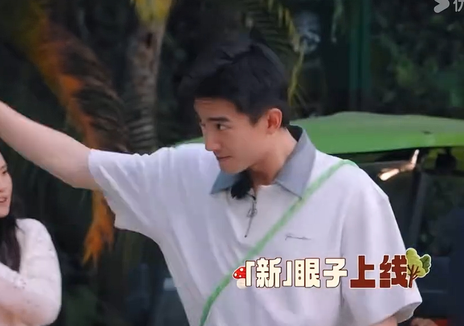 刘耀文小朋友就喜欢吃咖喱刘耀文最不吃压力之人 刘耀文小朋友就喜欢吃咖喱，刘耀文最