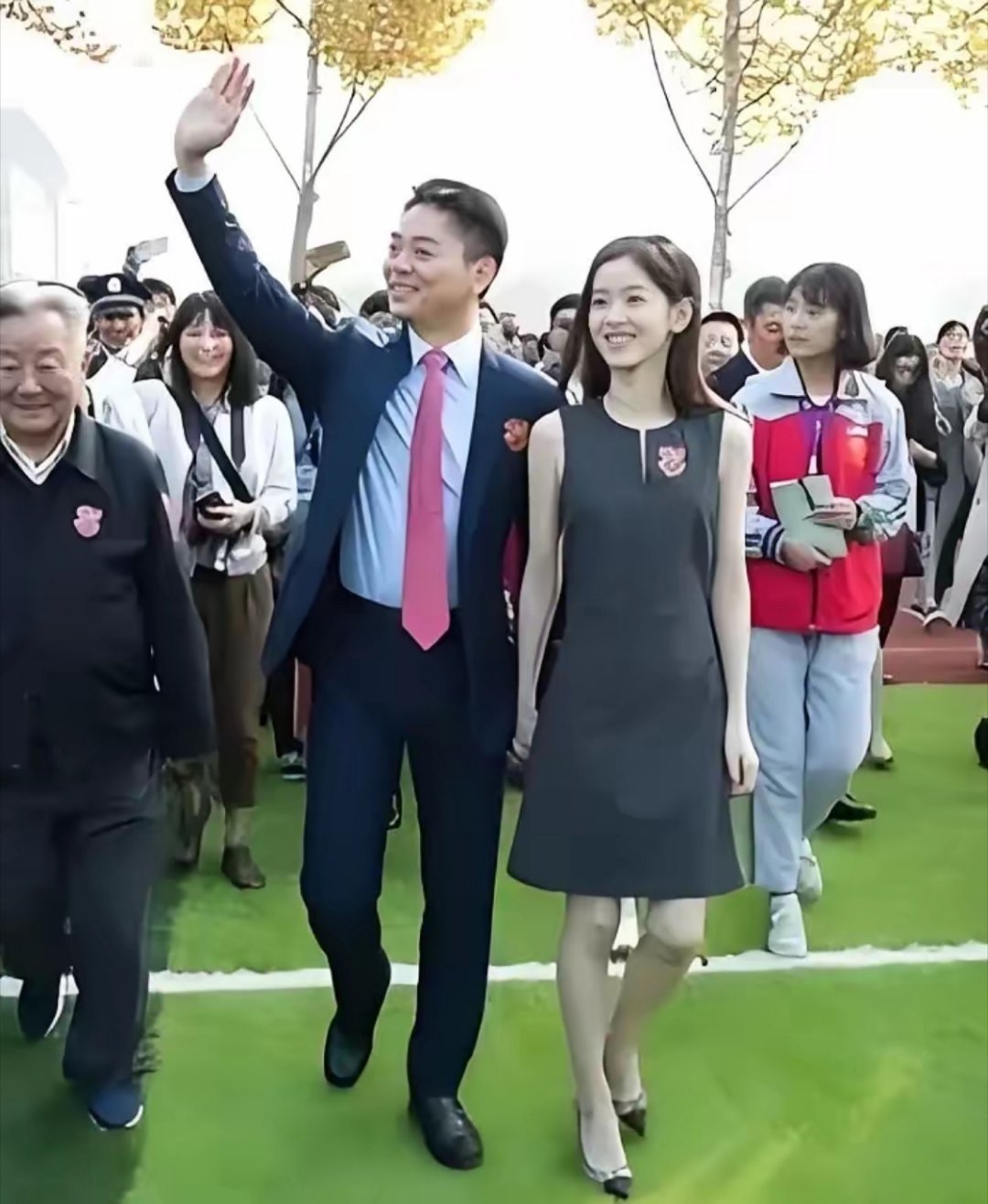 刘强东50岁，岳父48岁陈小春55岁，岳父59岁郭富城57岁，岳父57岁张纪中7