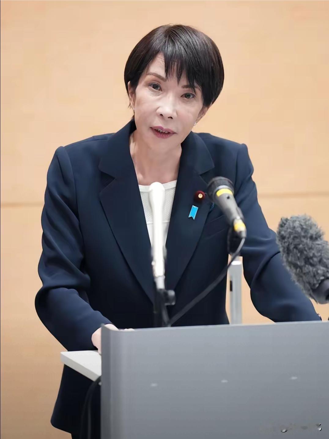 要警惕了，日本不装了，终于撕下了其所有伪装！
5月27日日本参议院强行通过了“国