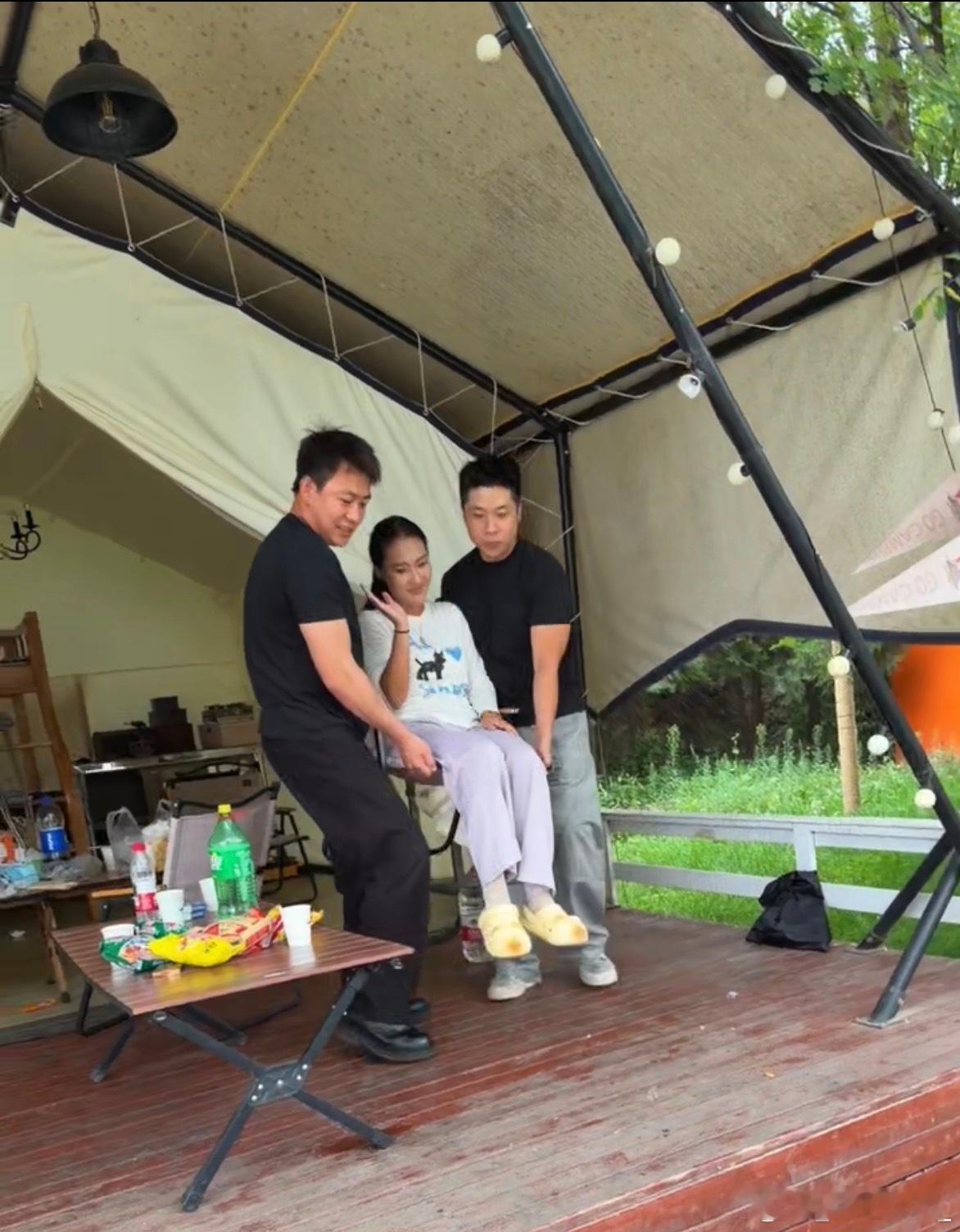 还是瘾大爱玩[doge][doge] ​​​