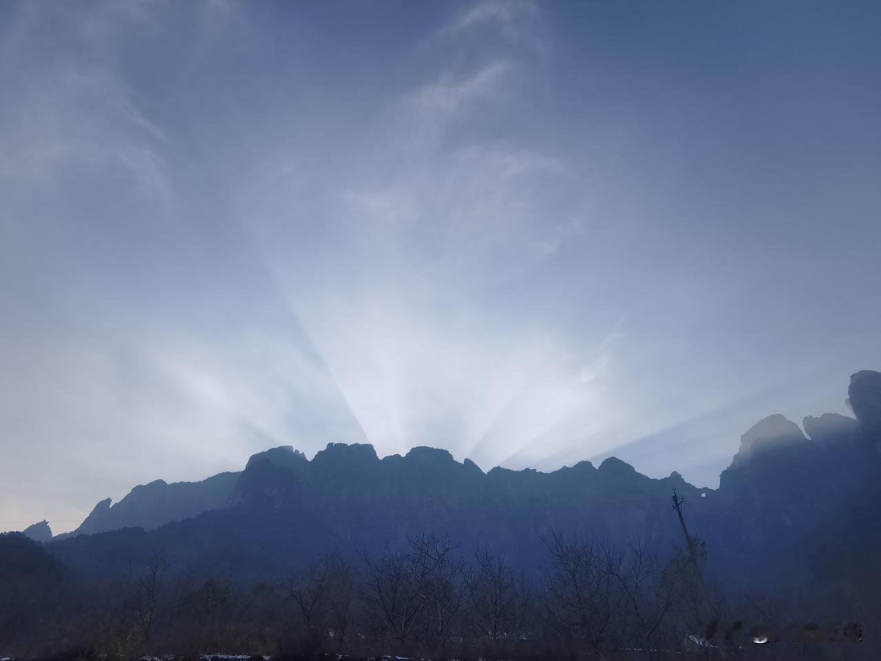 你的生日让我想起一位远方的朋友