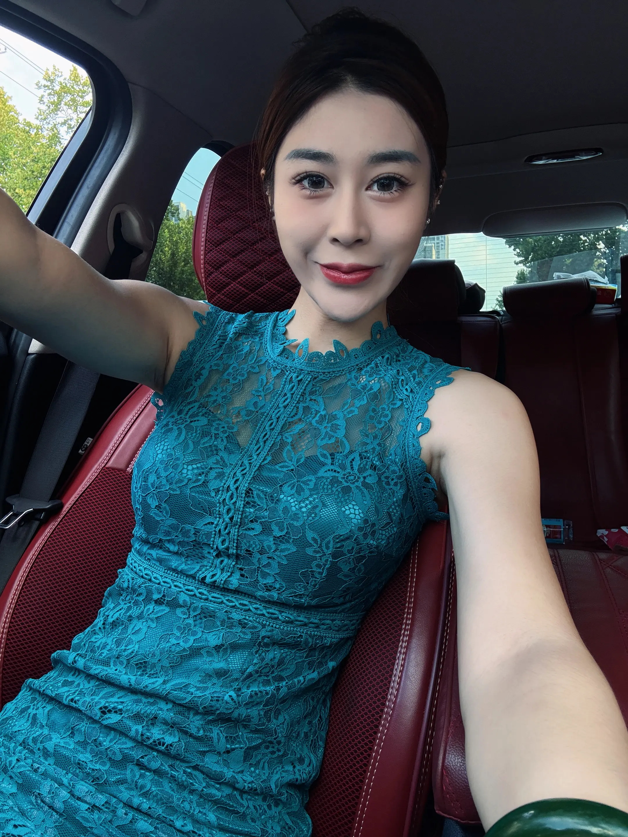 长了张不安分的脸 为你死心塌地都不信