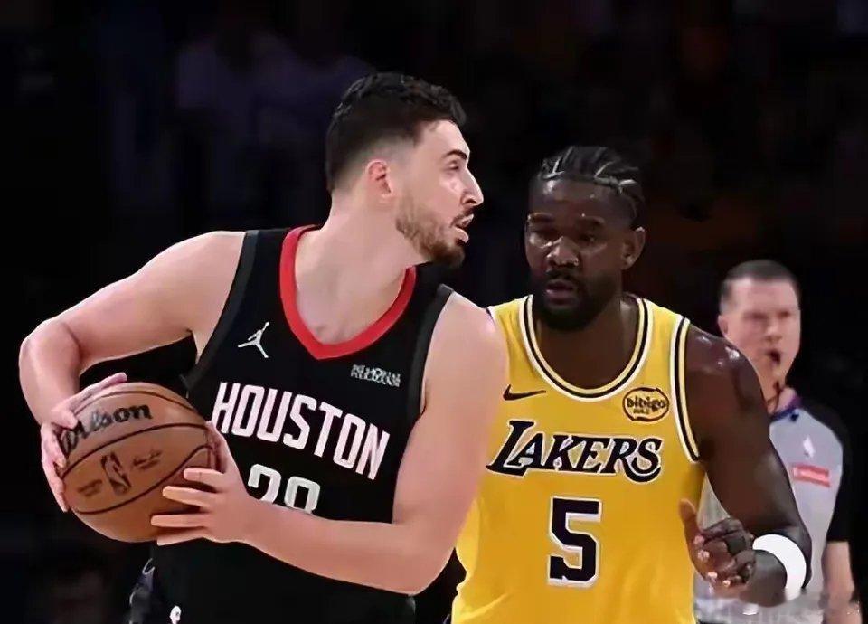 小里弗斯有望复出，湖人icon4月25日将继续大战火箭。明天上午8点，火箭与湖人