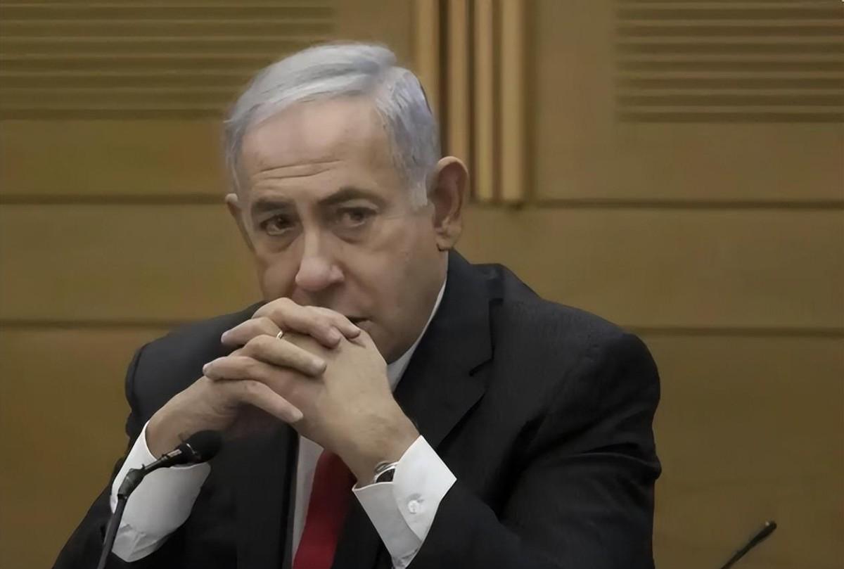 在阅读文章前，辛苦您点下“关注”，方便讨论和分享。作者定会不负众望，按时按量创作