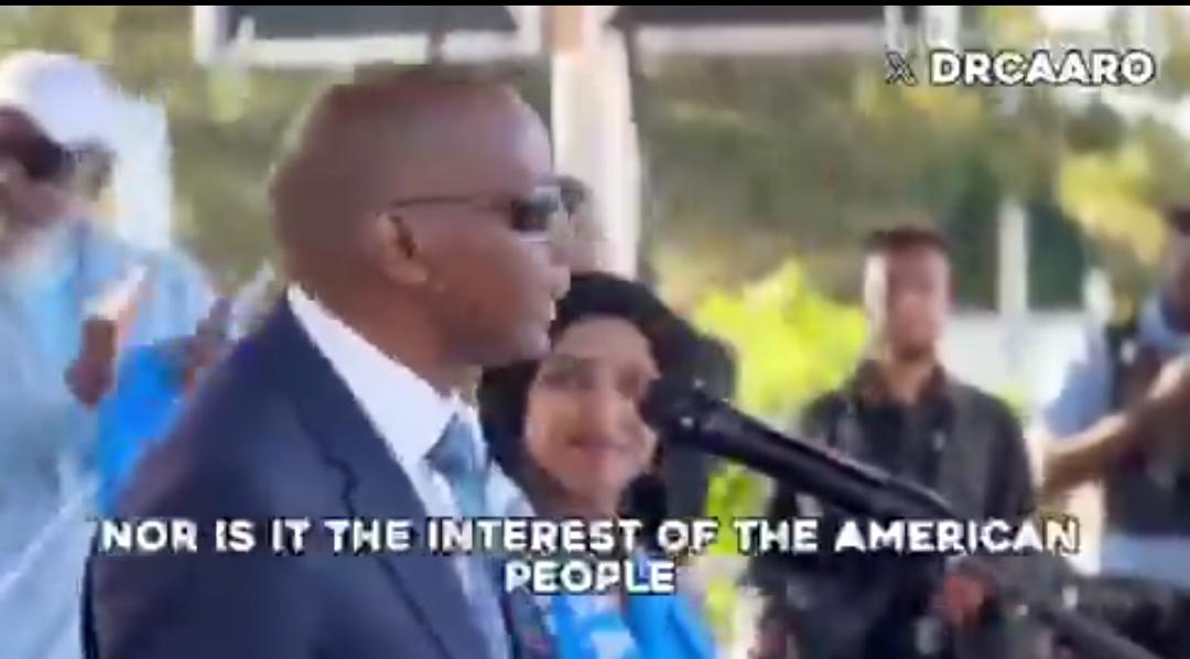 🇸🇴🇺🇸 索马里前总理：“伊尔汗·奥马尔效忠的是索马里，而不是美国”
