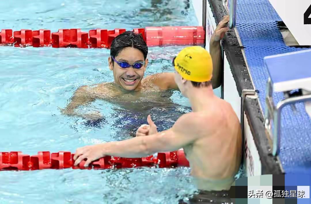 这个举动说明：只有夺冠才能赢得尊重！

张展硕夺冠，挑剔的澳大利亚游泳运动员威廉