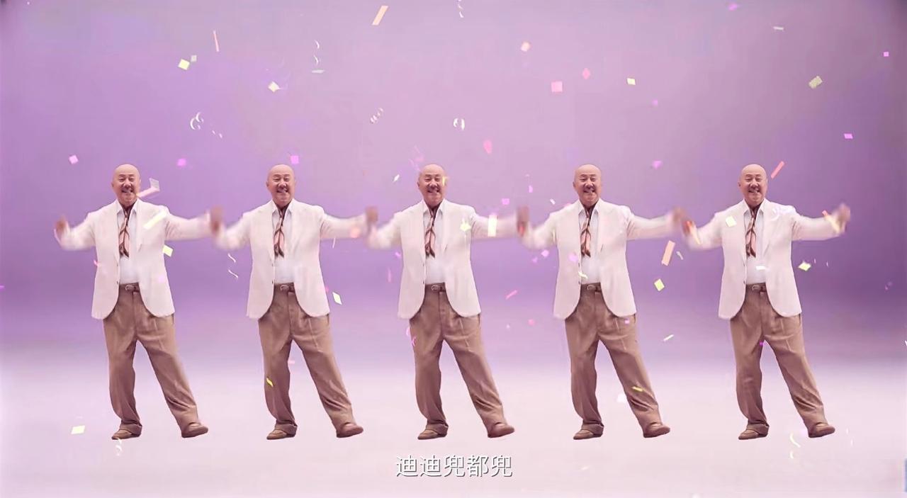 5月28日，比亚迪“敢为”智能化战略发布会如期举行。
 
副总裁杨东升两次登台，