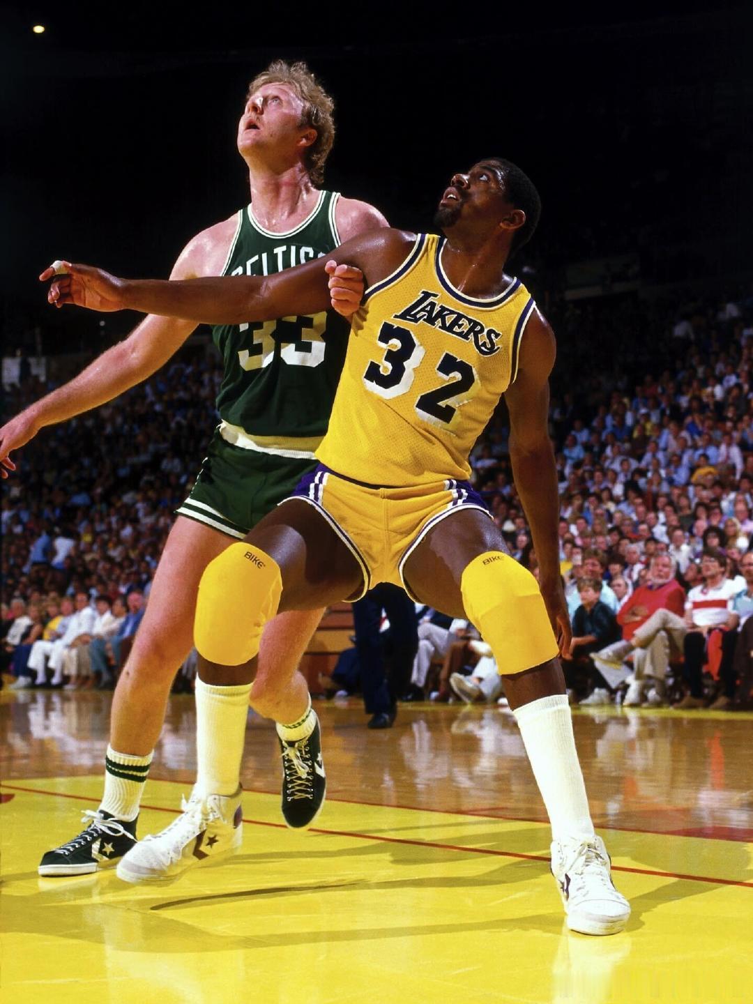 经典黄绿大战，最后的辉煌⭐Images via nbalatam  cr：篮天下