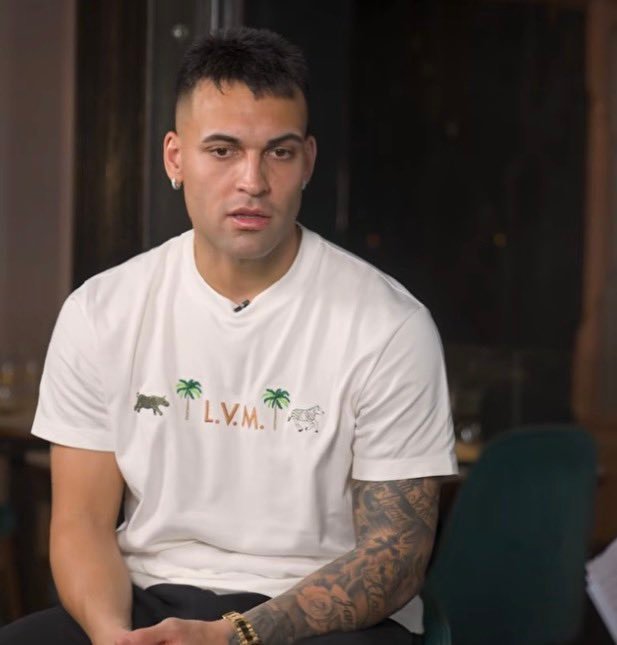 🎙梅西是史上最伟大的球员吗？💬劳塔罗：“是的，毫无疑问。” 🐐🎙你交换过