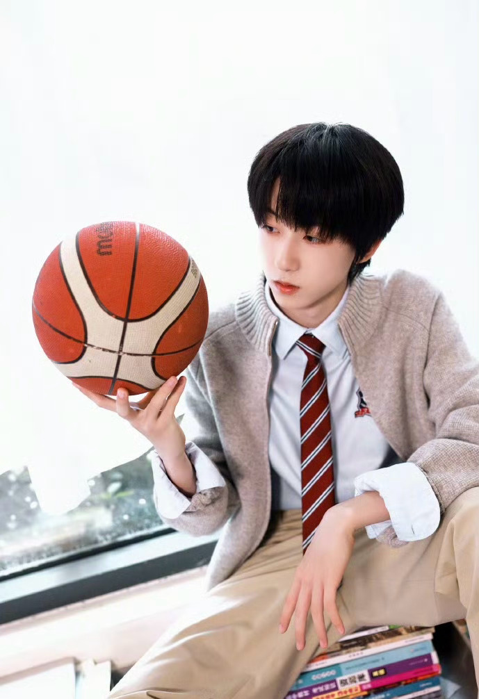 TF四代已实名不鸣则已 一鸣惊人！比舞台先来的是演戏现在全员不仅是爱豆还是演员了