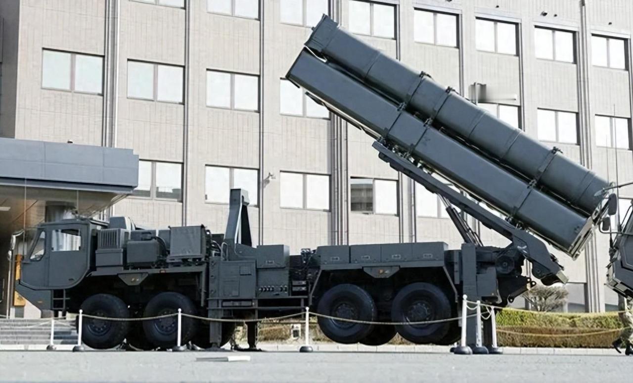 沉默3天后，解放军报震撼发声，高市接到中方消息，自卫队已行动

四月，日本政府就