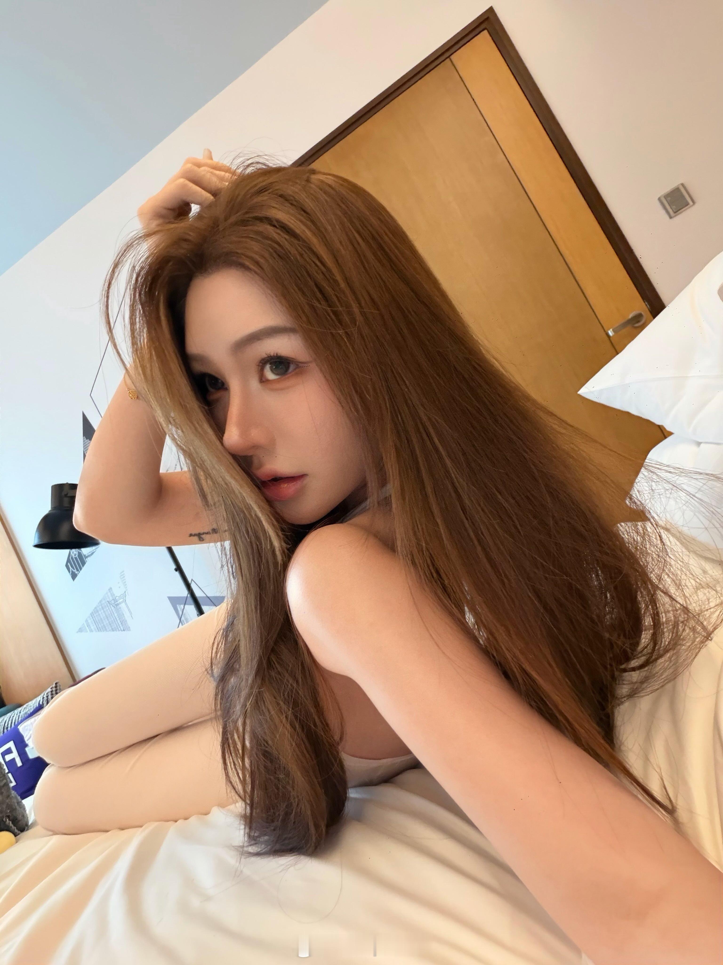 居家宅少女 ​​​
