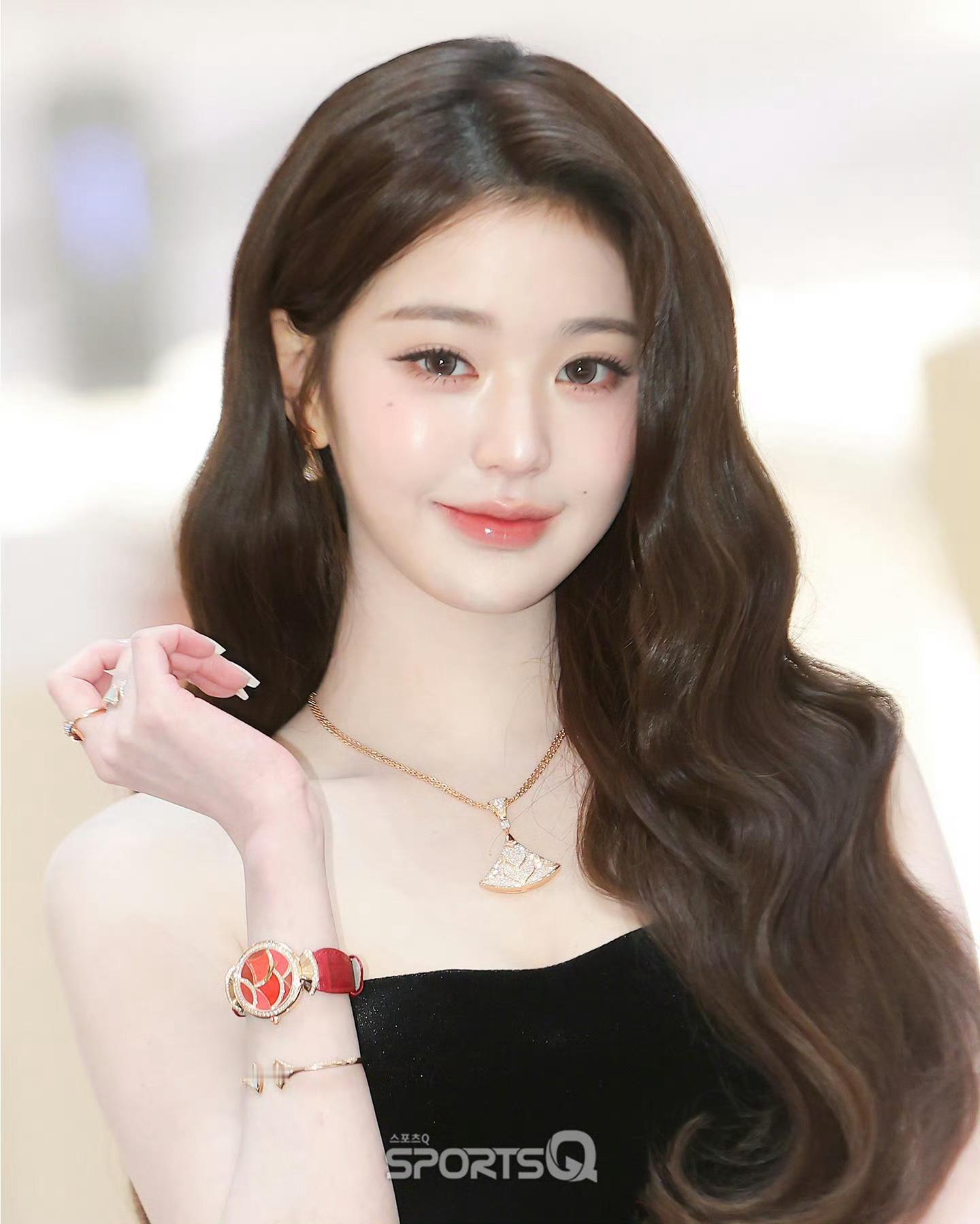 张元英宝格丽活动生图宝格丽最漂亮的几位压亚洲代言人——张元英，刘亦菲，Lisa，