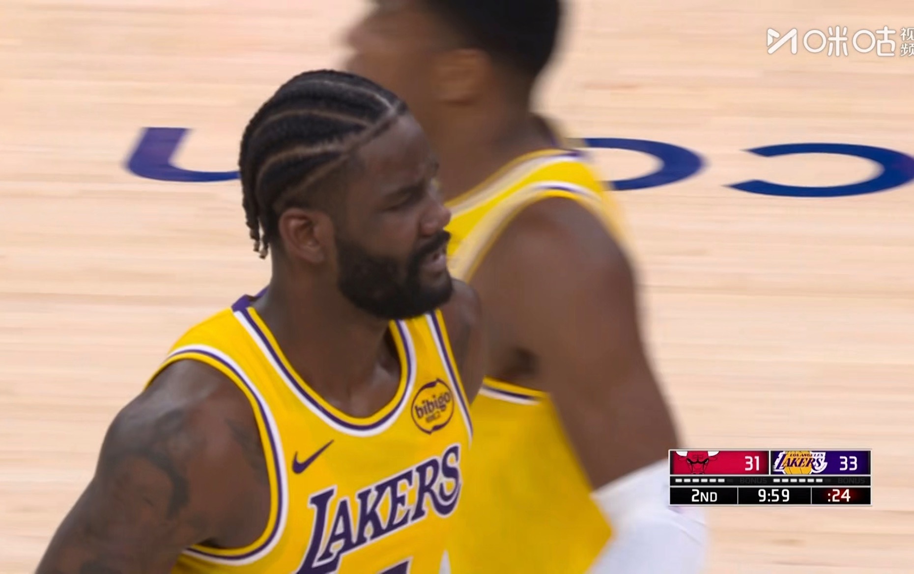 艾顿骂人了，火气上来了。 公牛vs湖人