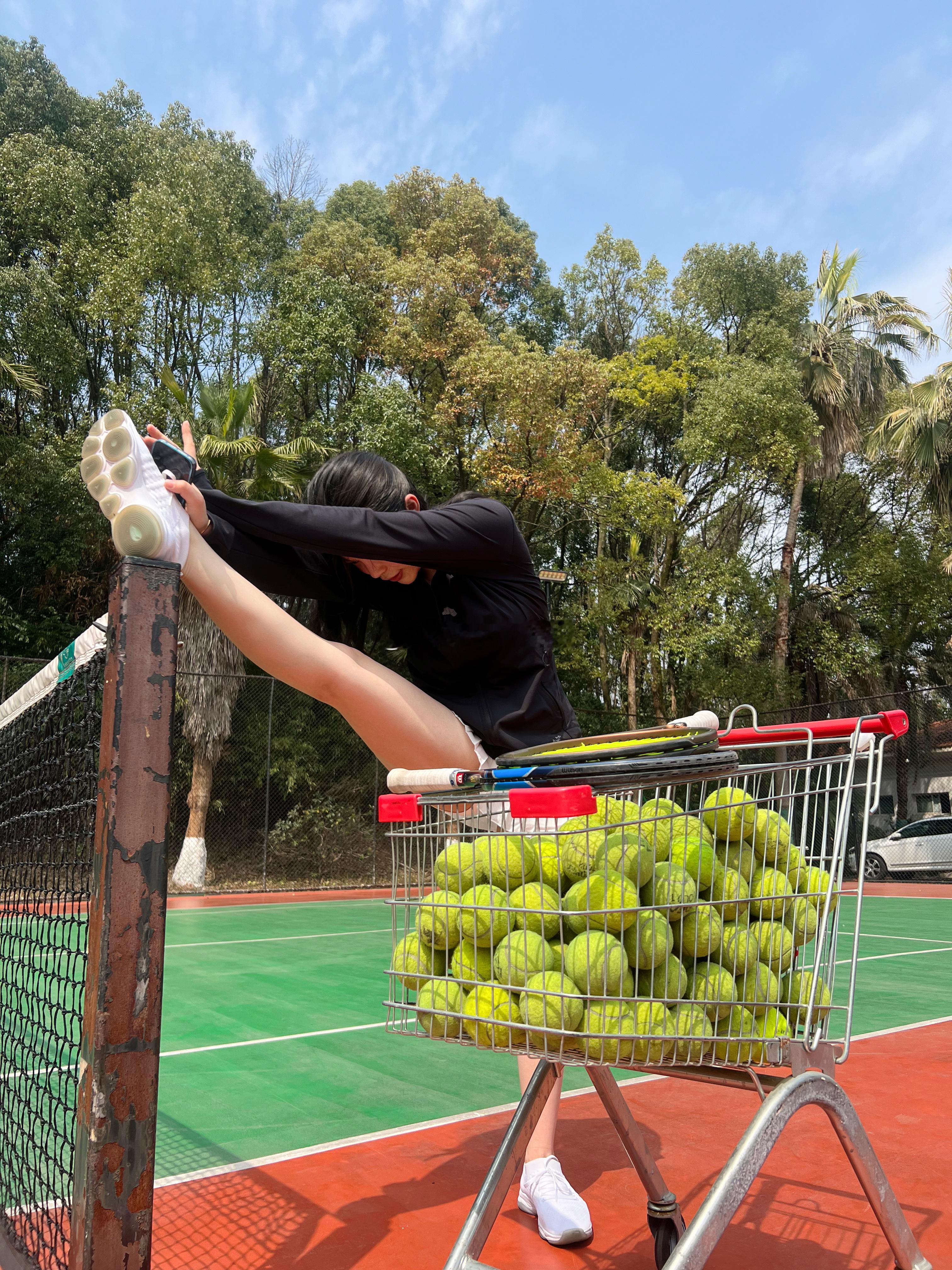 爱自己的100种方式：网球🎾➕健身🏋🏻‍♂️#Angela娉婷[超话]##