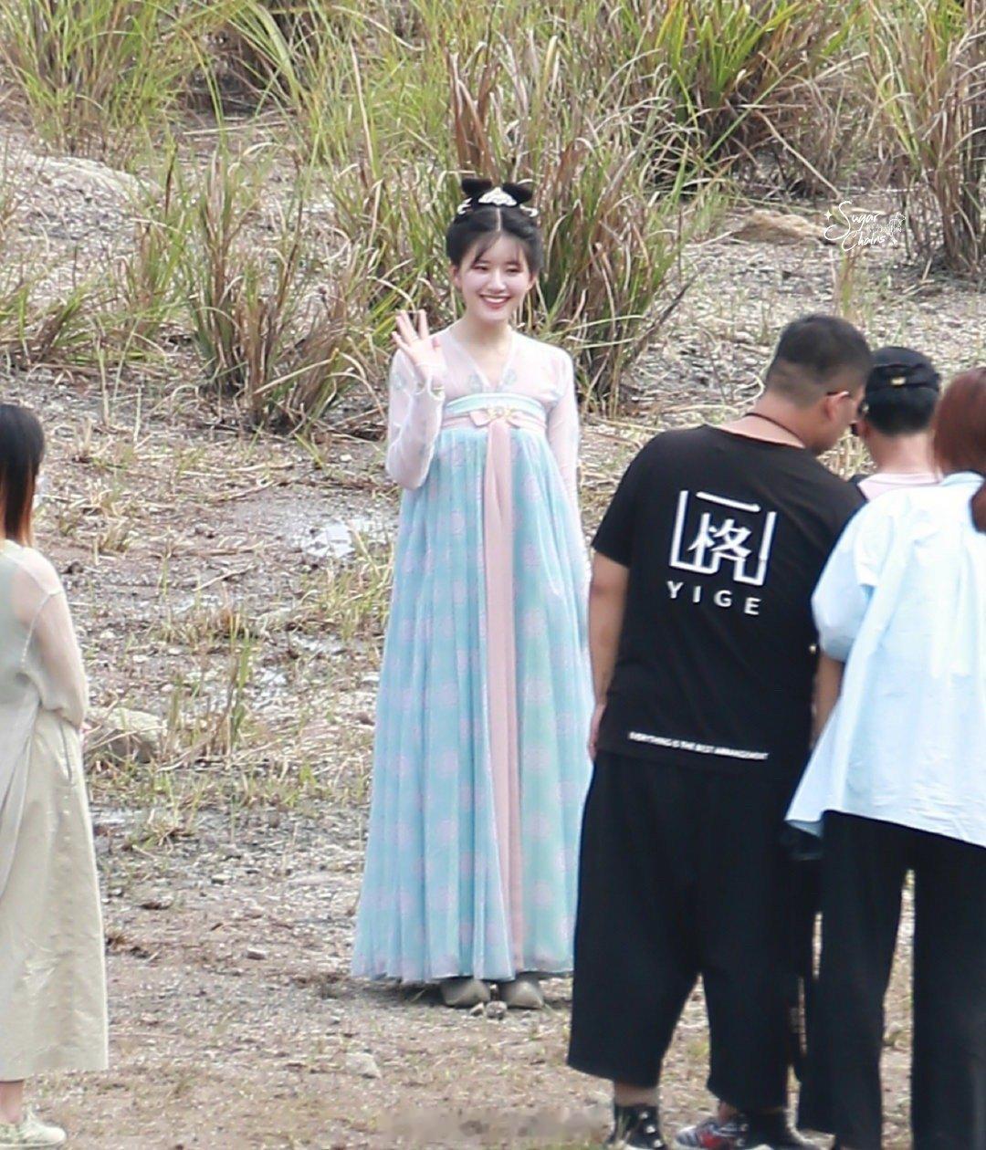 赵露思真的好像小兔子 ​​​