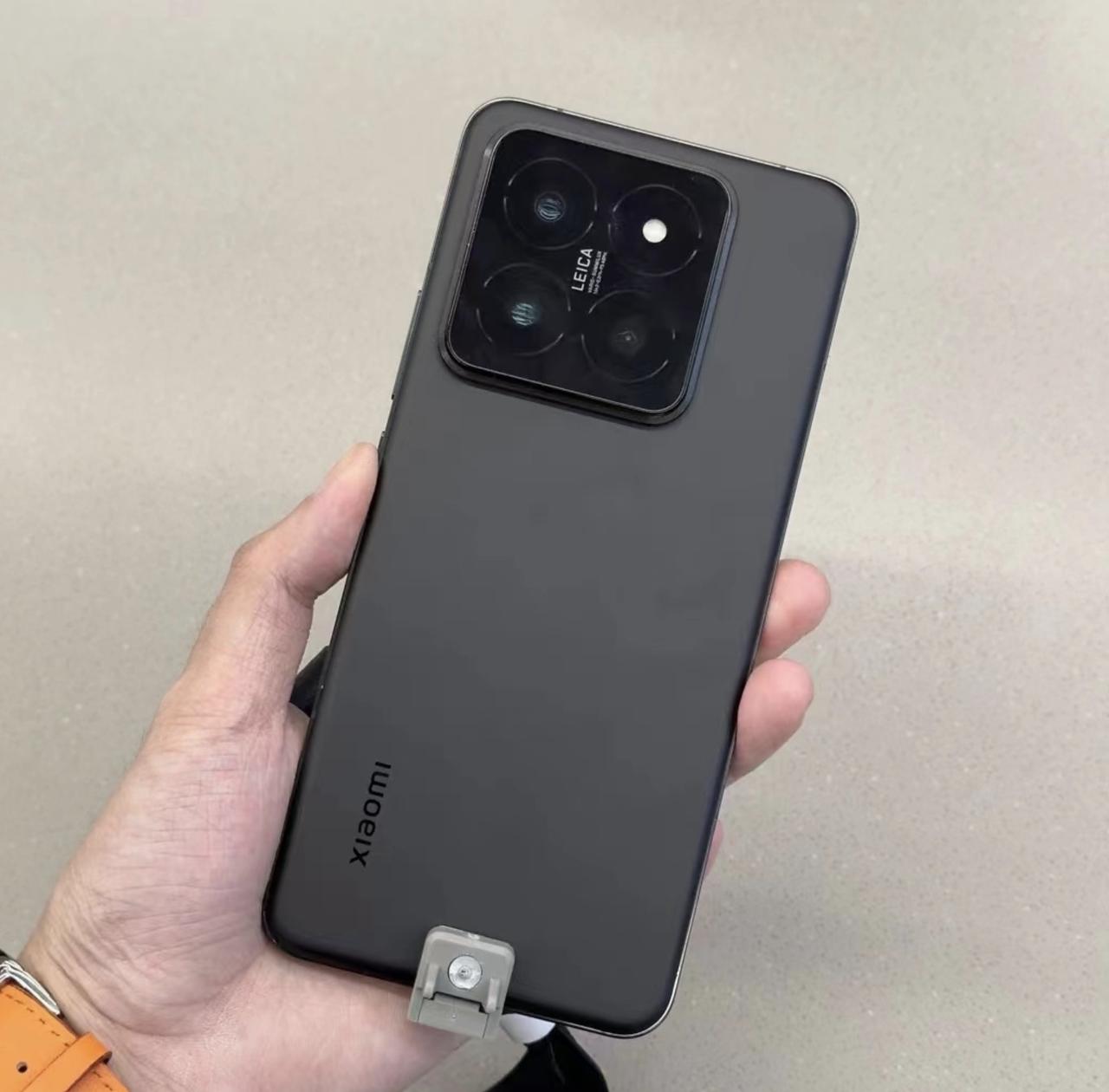 近期刚发布的一众安卓新旗舰该怎么选？

小米14：目前唯一小尺寸的安卓旗舰
魅族